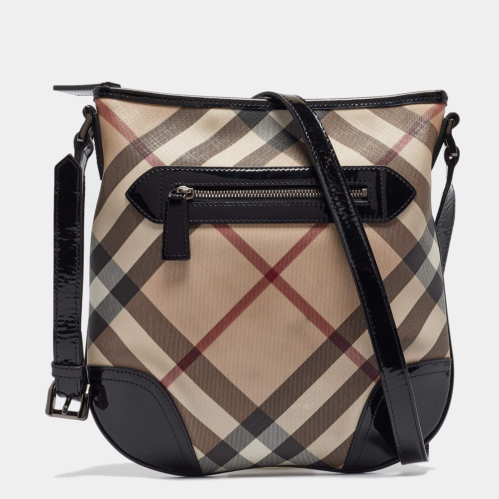 مملوكة مسبقًا Burberry Black/Beige Supernova Check PVC and Patent Leather Dryden Crossbody Bag