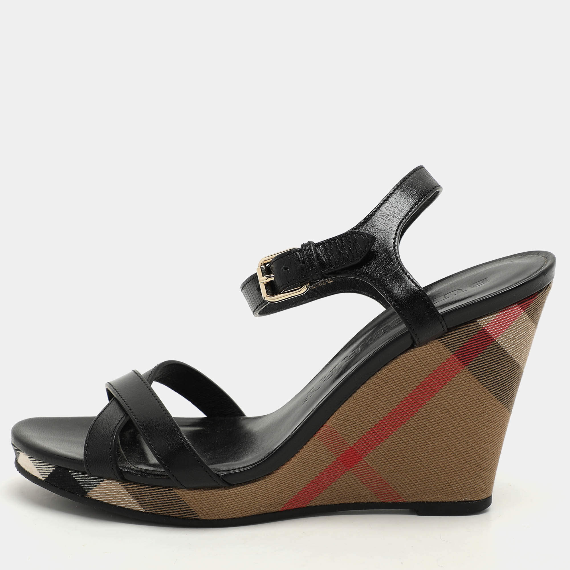 مملوكة مسبقًا Burberry Black Leather Wedge Sandals Size 40