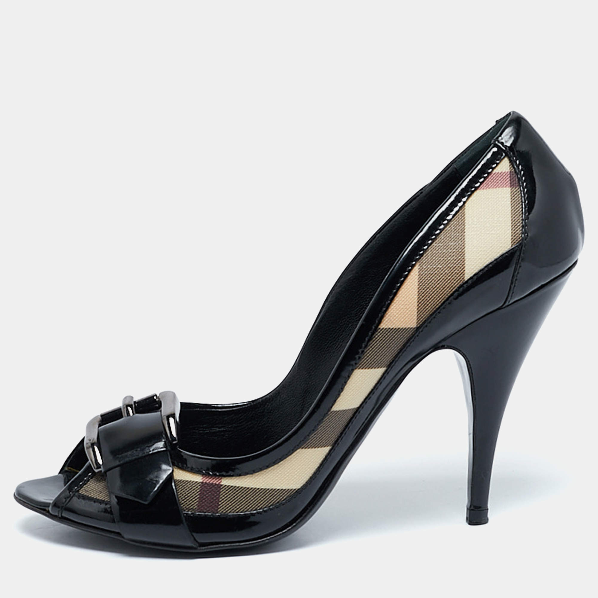 Pre Owned Burberry Black/Beige Canvas and Patent Leather Peep Toe Pumps Size 41