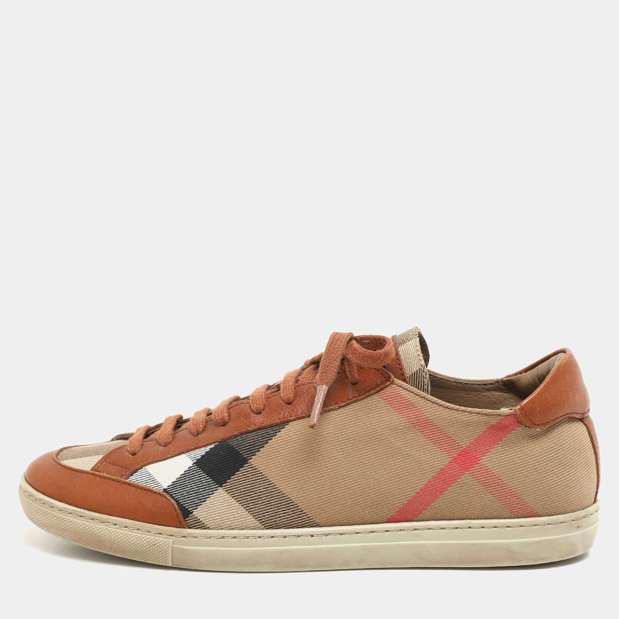 مملوكة مسبقًا Burberry Brown/Beige Leather and Nova Check Canvas Low Top Sneakers Size 38