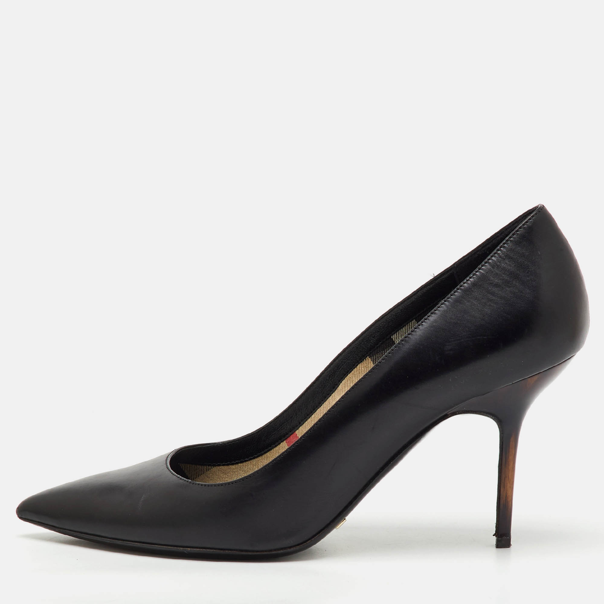 Pre Owned Burberry Black Leather Pointed Toe Pumps Size 40