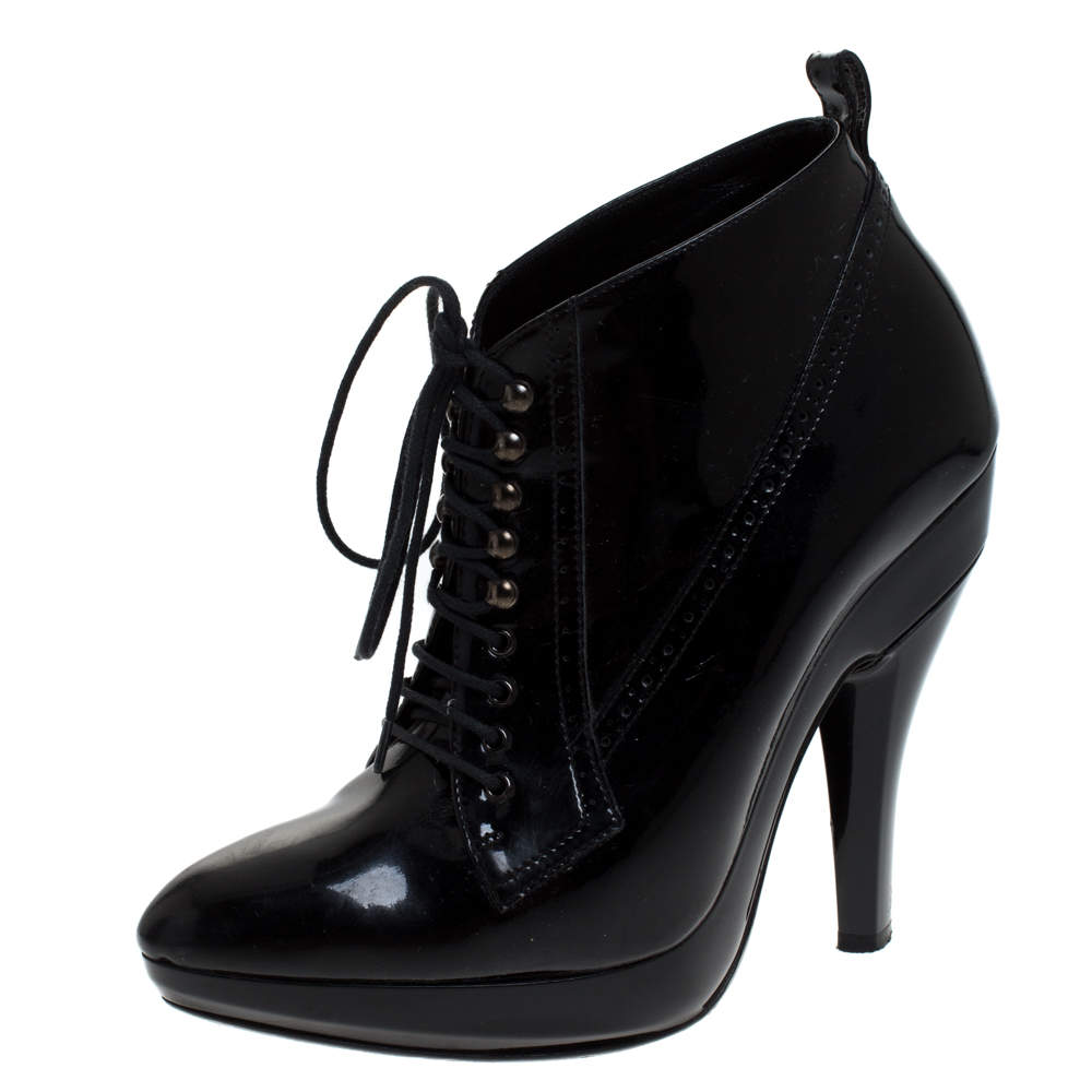 burberry lace up boots