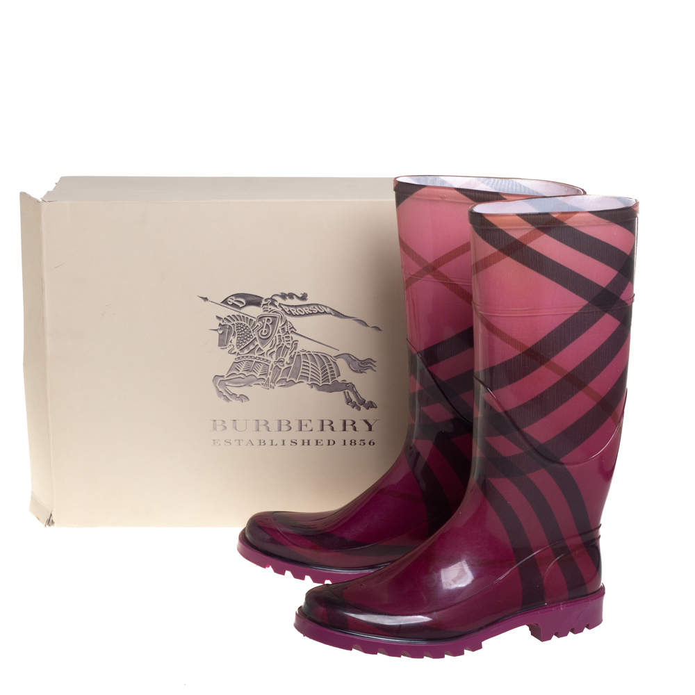 Pre Owned Burberry Magenta/Black Nova Pop Degrade Rubber Rain Boots Size 38