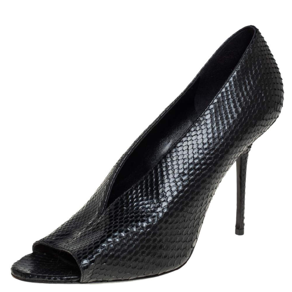 Pre Owned حذاء كعب عالي بربري جلد ثعبان أسود مقدمة مفتوحة مقاس 39