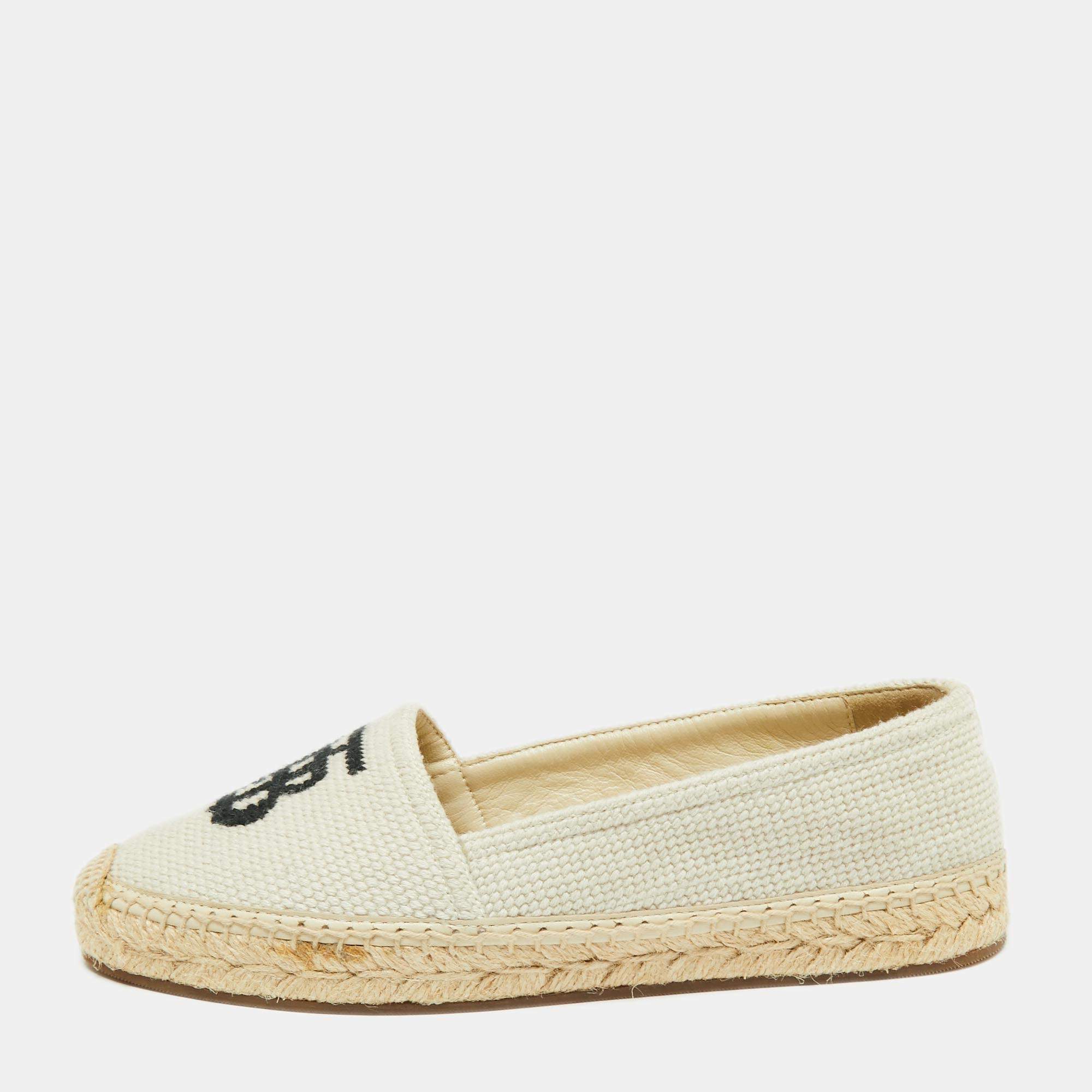 مملوكة مسبقًا Burberry Off-White Canvas Tabitha Espadrille Flats Size 36.5