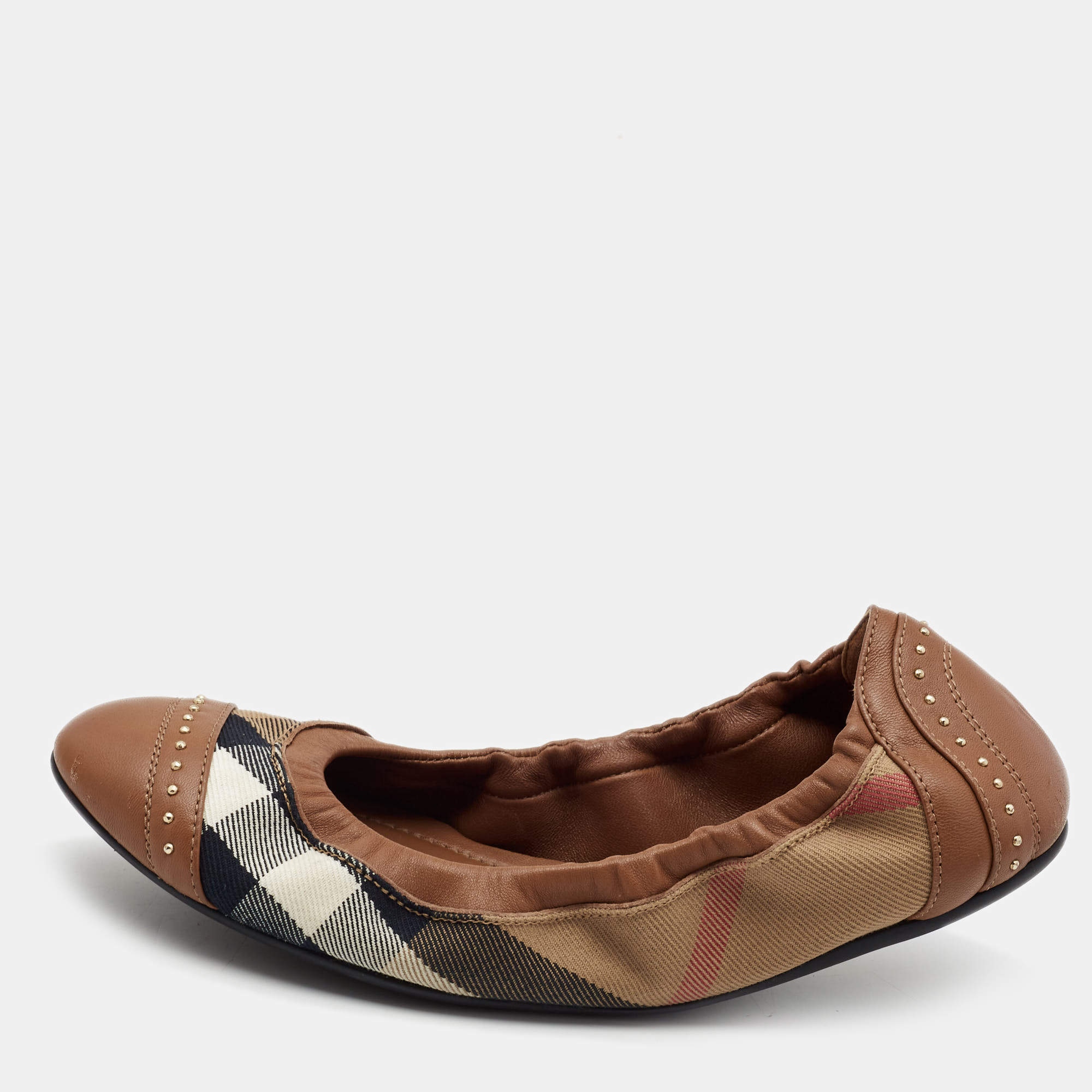 Uitrusten rommel metro Burberry Brown Leather and Nova Check Canvas Studded Scrunch Ballet Flats  Size 36.5 Burberry | TLC