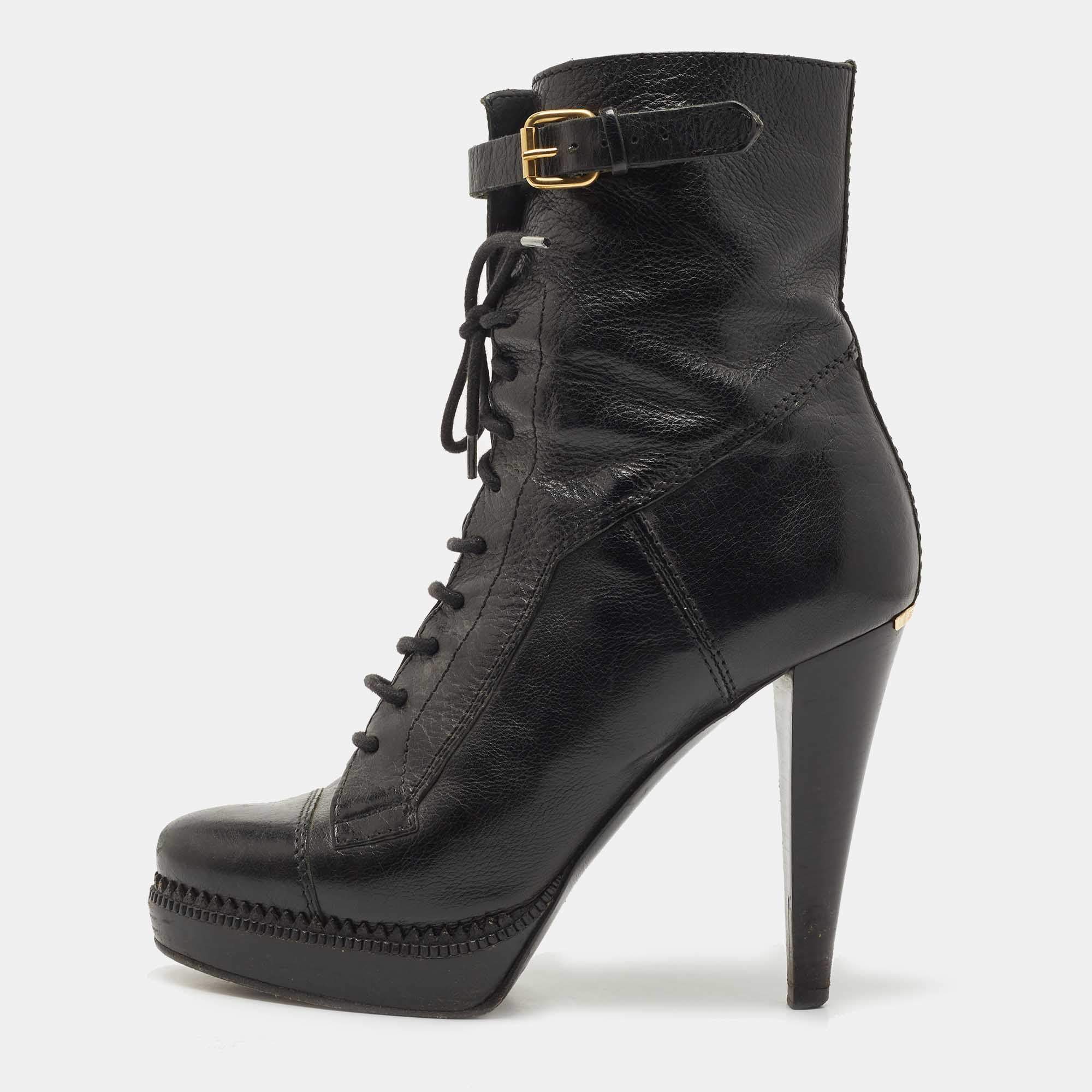 مملوكة مسبقًا Burberry Black Leather Platform Lace Up Booties Size 38