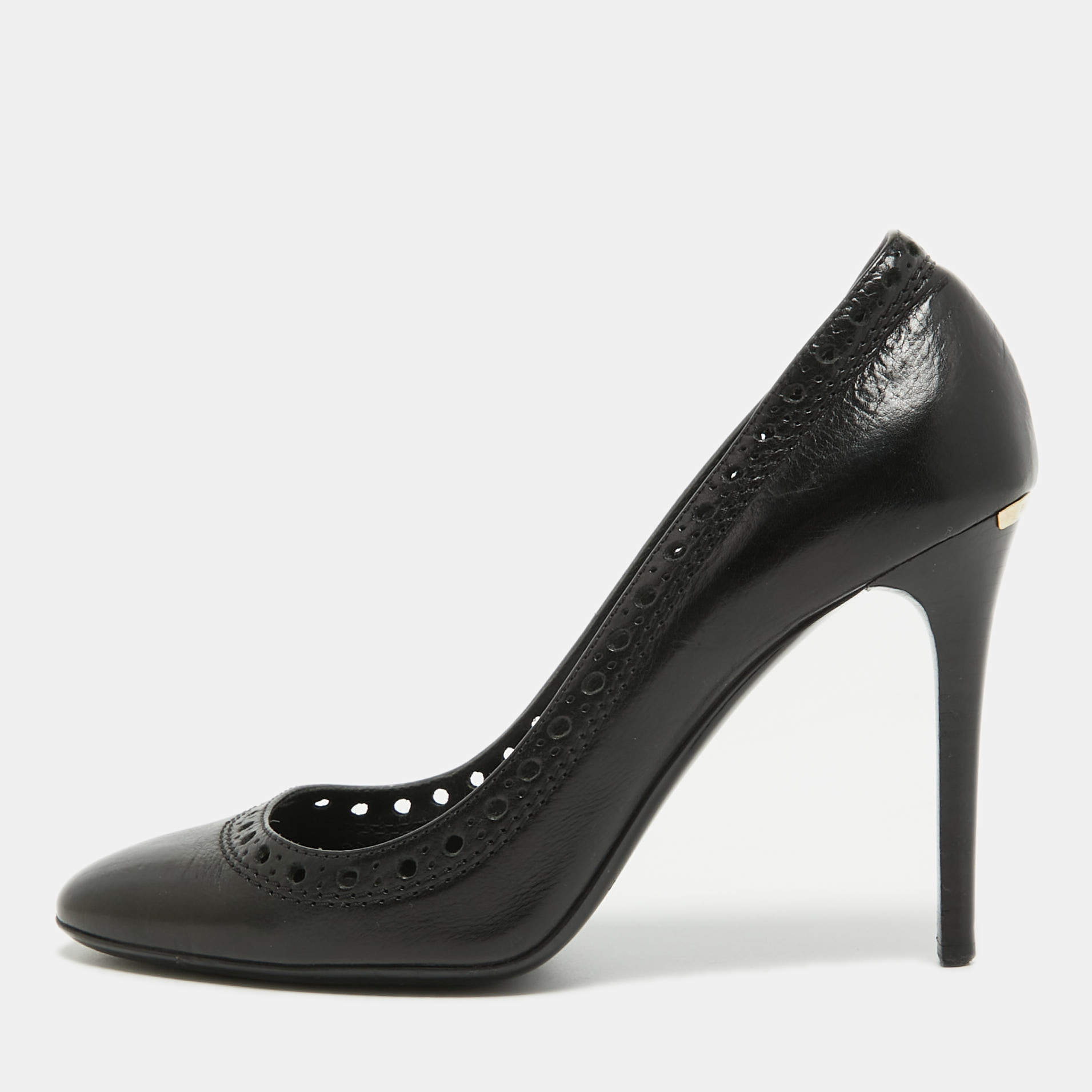 مملوكة مسبقًا Burberry Black Brogue Leather Pumps Size 38