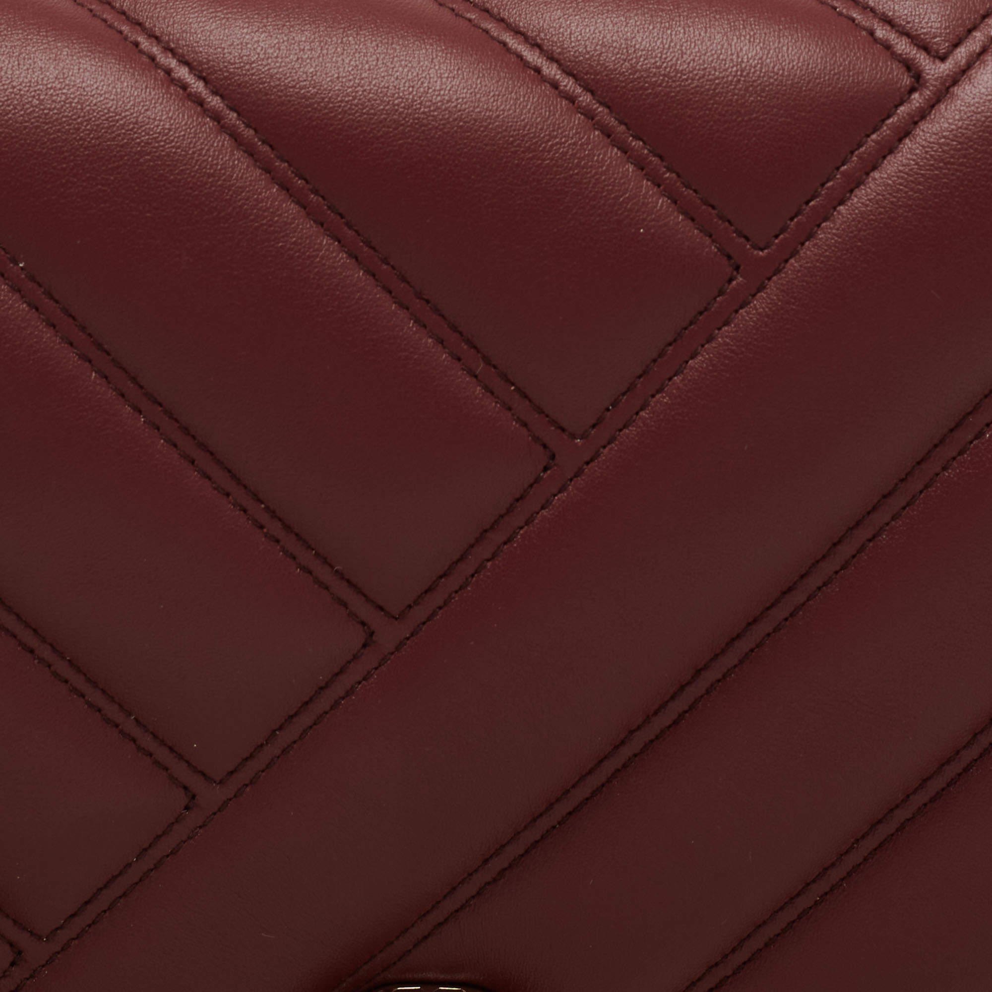 Bulgari Serpenti Cabochon Red Leather ref.517060 - Joli Closet