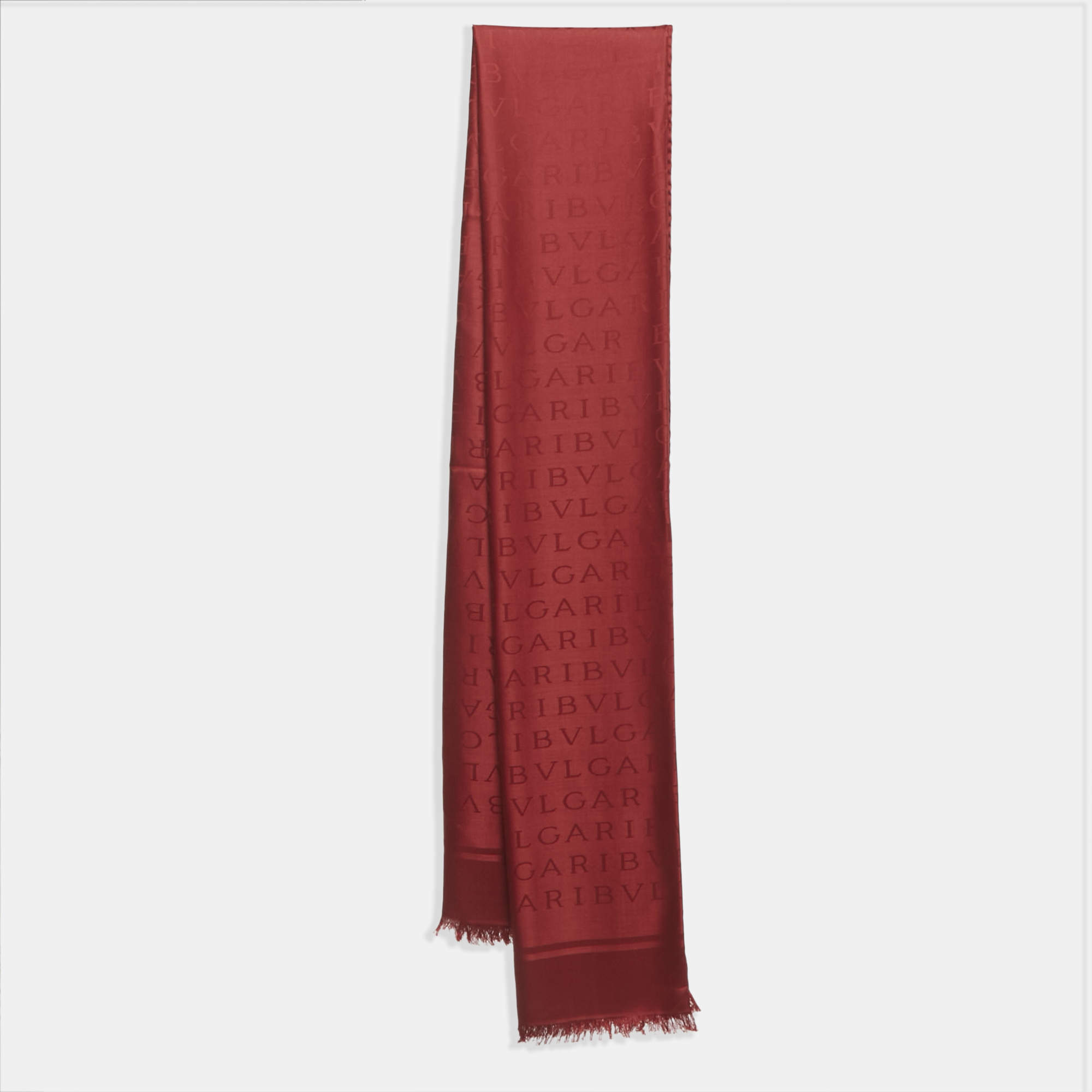 Pre Owned وشاح بلغاري ماكسي حروف لوغمانيا حرير روبي أحمر