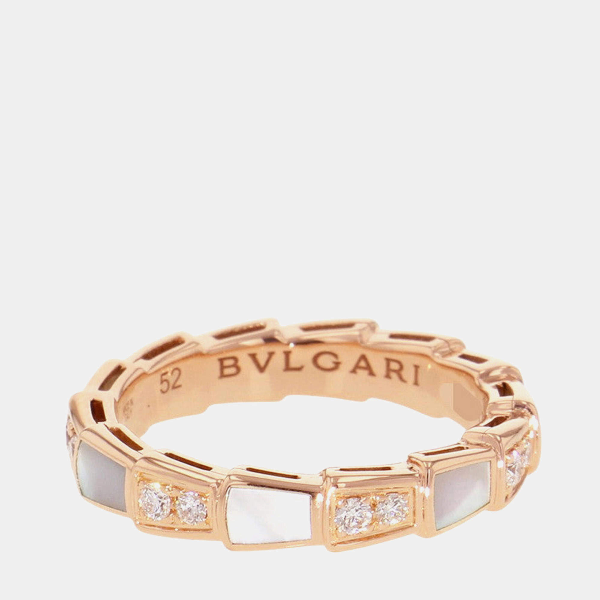 مملوكة مسبقًا Bvlgari Serpenti Viper 18K Rose Gold, Diamond and Mother of Pearl Pendant Band Ring EU 52