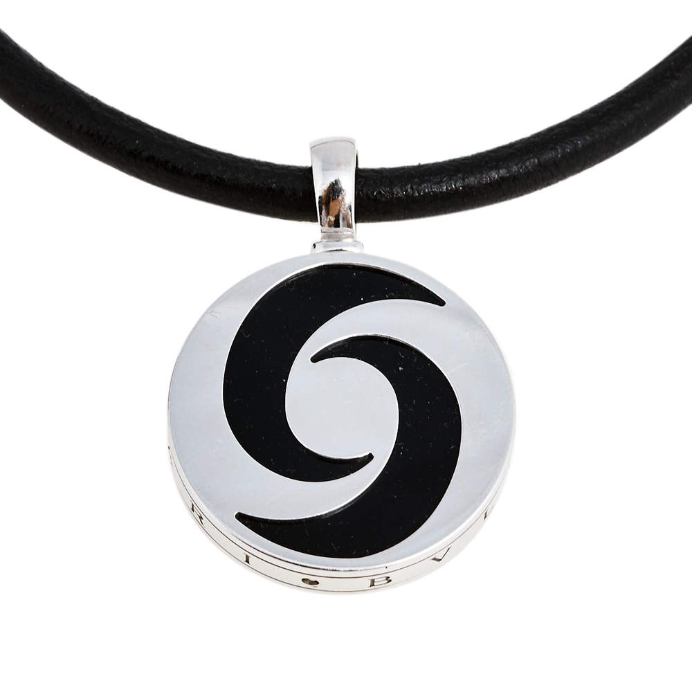 Pre Owned Bvlgari Optical Illusion Onyx 18K White Gold Stainless Steel Pendant Cord Necklace