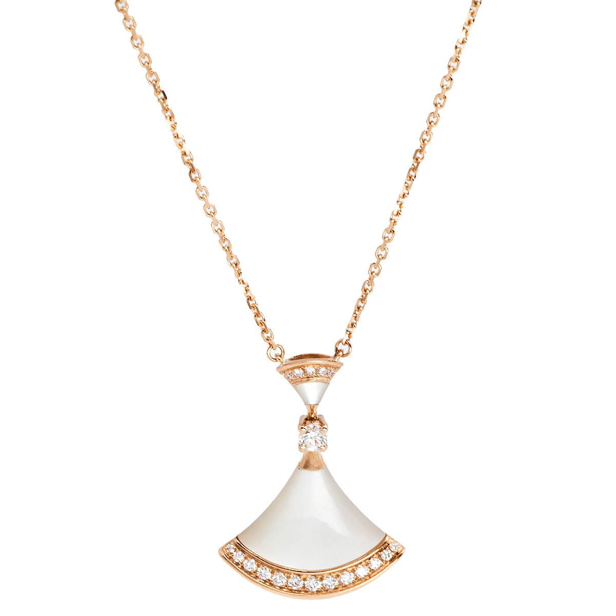 Pre Owned Bvlgari Divas' Dream Mother of Pearl Diamond 18K Rose Gold Pendant Necklace