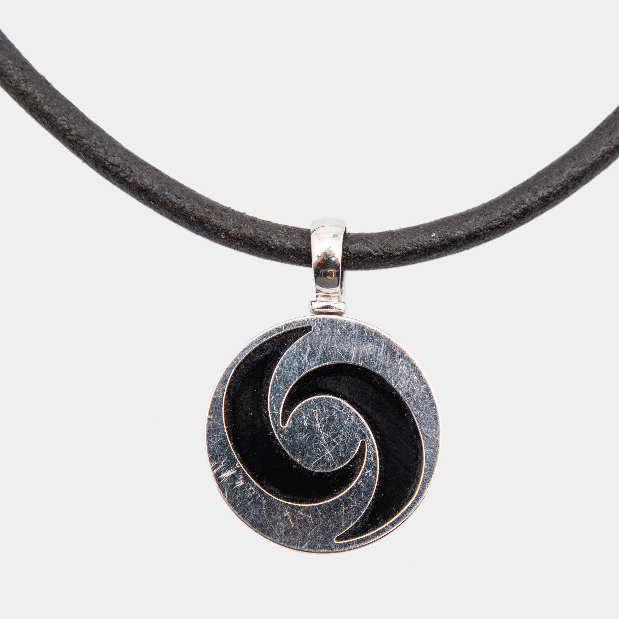 Pre Owned Bvlgari Optical Illusion Onyx Stainless Steel 18k White Gold Pendant Necklace