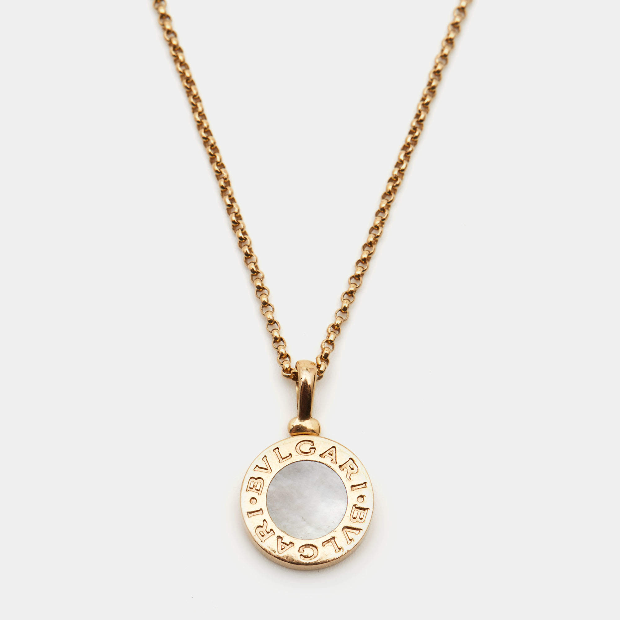 مملوكة مسبقًا Bvlgari Bvlgari Mother of Pearl 18k Rose Gold Diamond Necklace