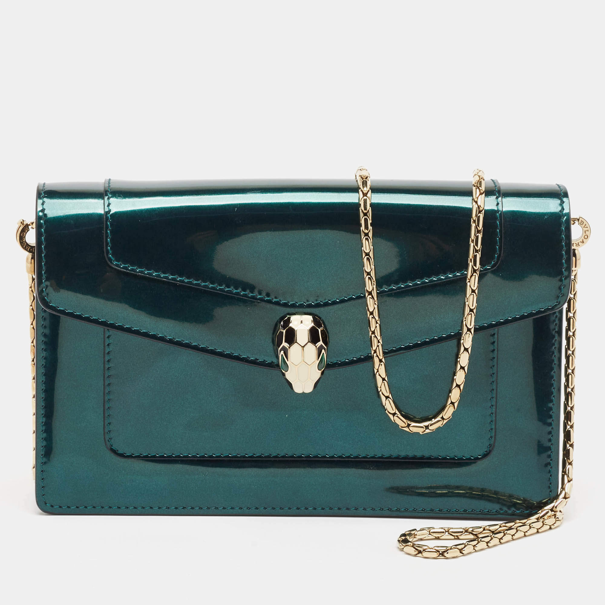 Pre Owned Bvlgari Green Patent Leather Serpenti Forever Wallet On Chain