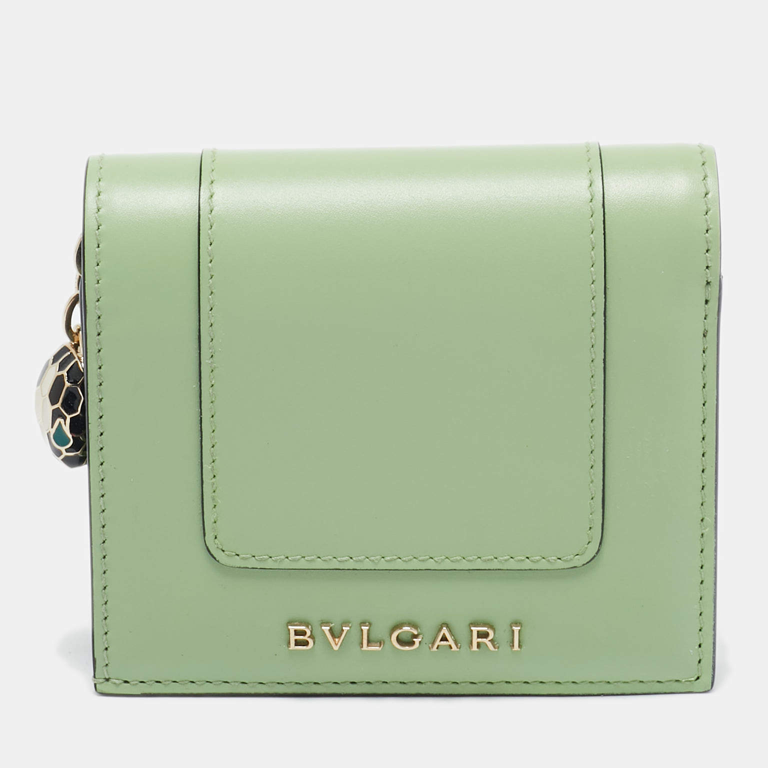 Pre Owned Bvlgari Mint Green Leather Serpenti Forever Trifold Wallet