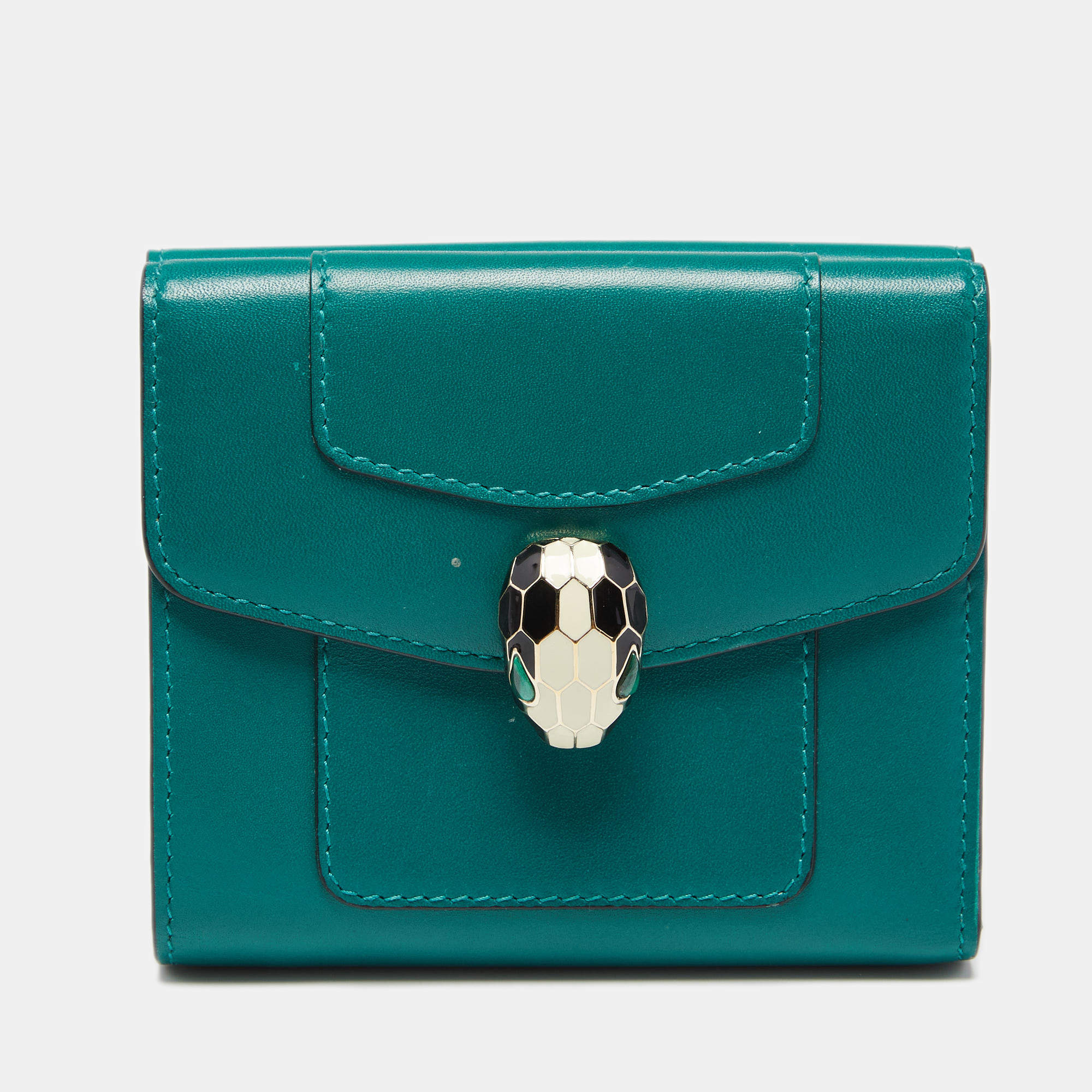 Pre Owned Bvlgari Green Leather Serpenti Forever Trifold Wallet