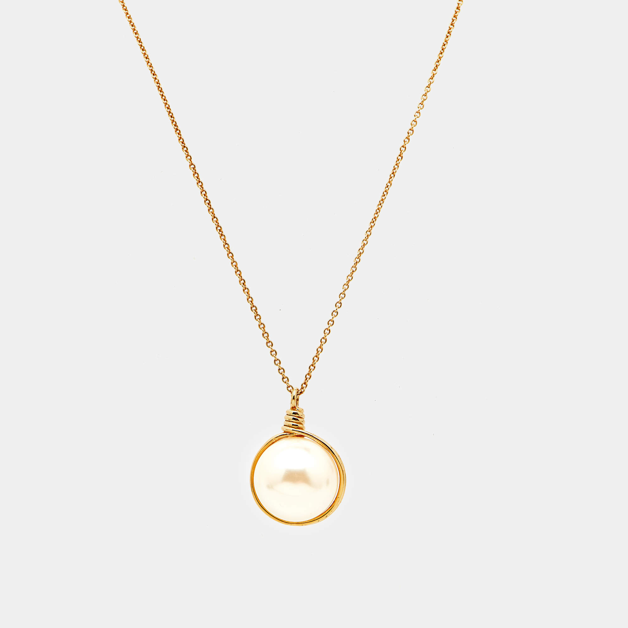 Carolina Herrera Faux Pearl Gold Tone Pendant Necklace