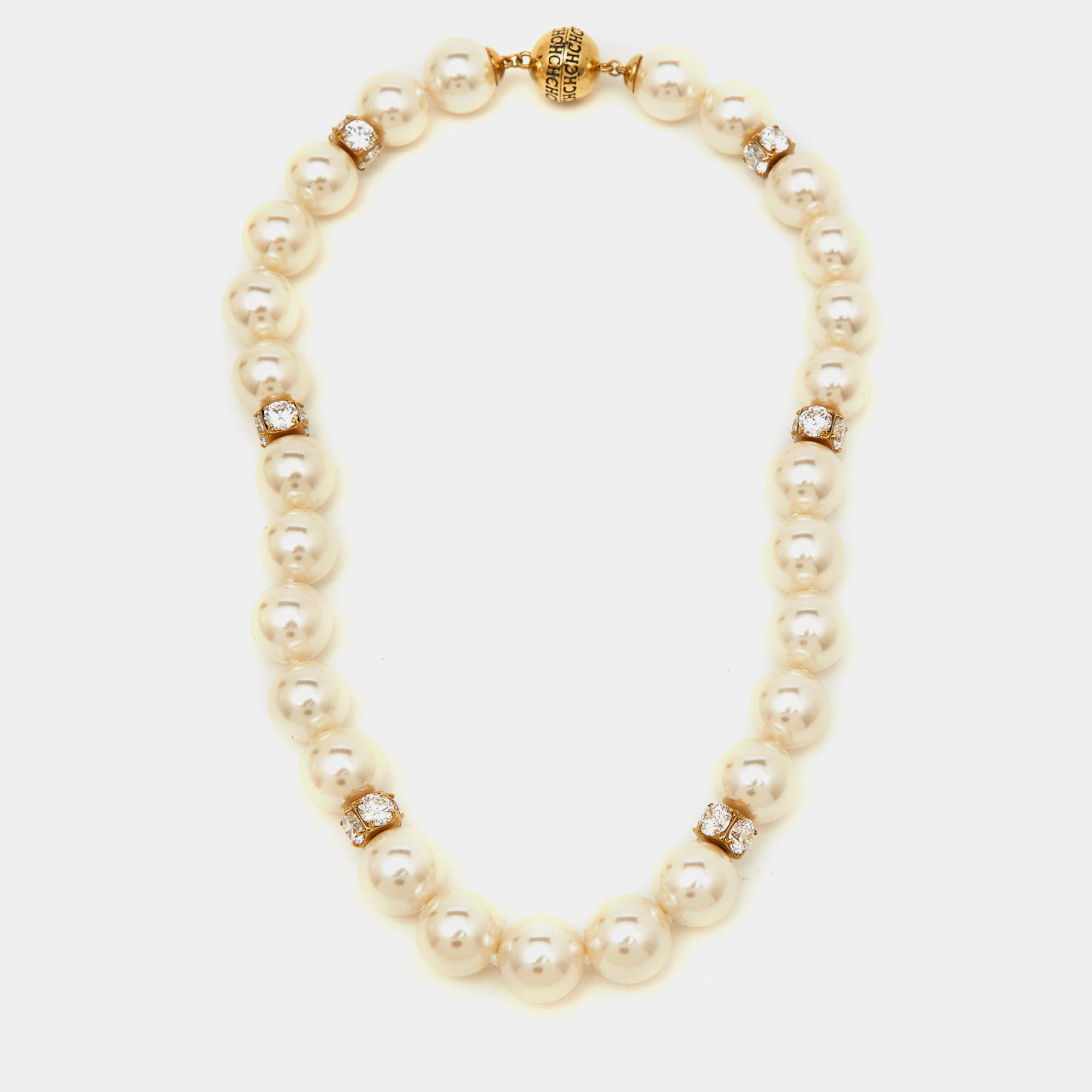 Pre Owned Carolina Herrera Crystal Faux Pearl Beaded Magnetic Necklace