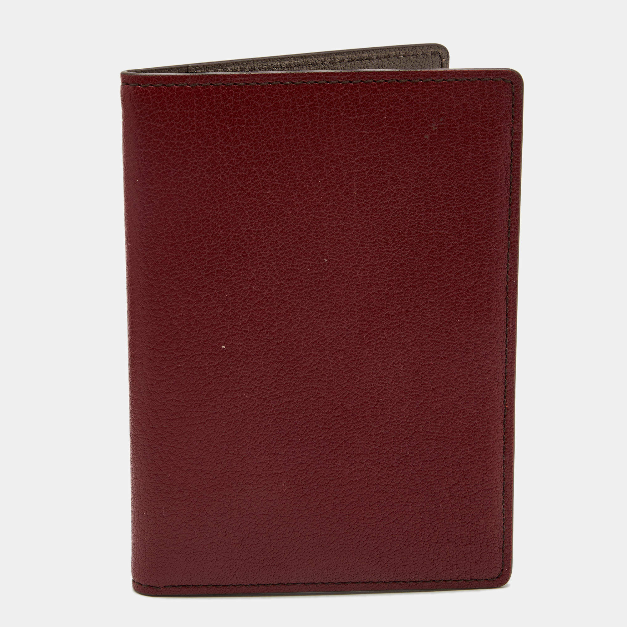 Pre Owned Cartier Maroon Leather Passport Holder