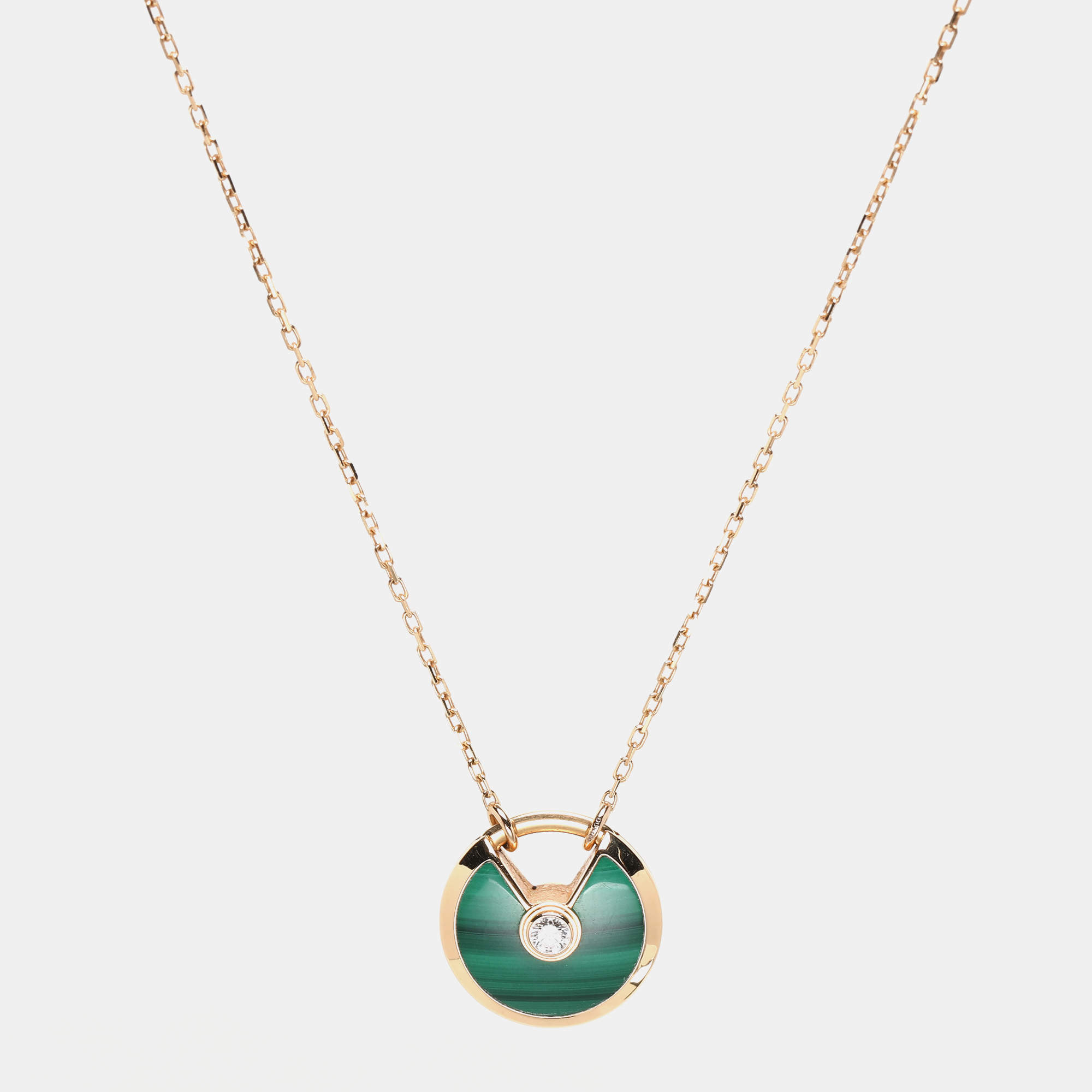 مملوكة مسبقًا Cartier Amulette De Cartier Malachite Diamonds 18k Rose Gold Small Model Necklace