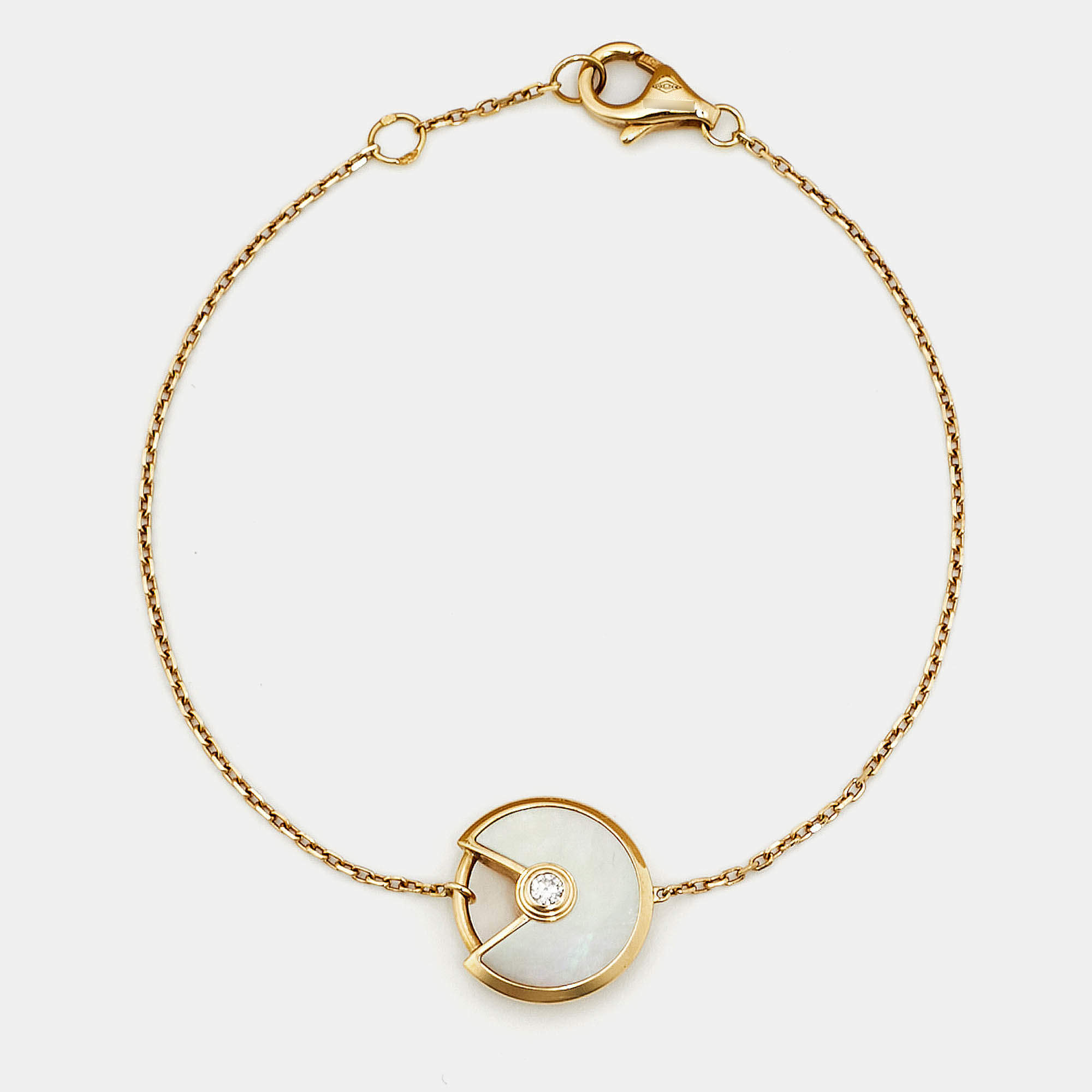 Pre Owned Cartier Amulette De Cartier Mother of Pearl Diamond 18k Yellow Gold XS Model Bracelet