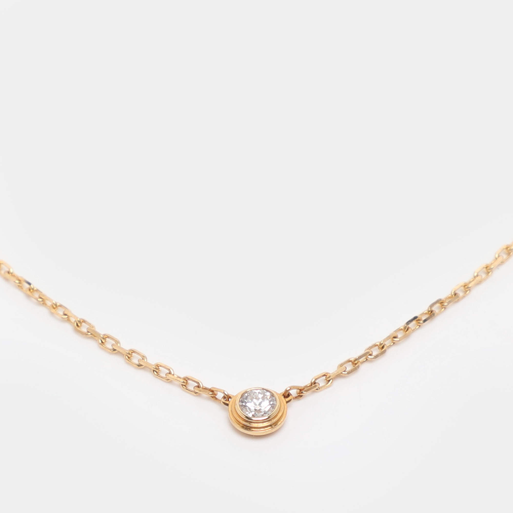 مملوكة مسبقًا Cartier d'Amour Diamond 18k Gold Small Model Necklace