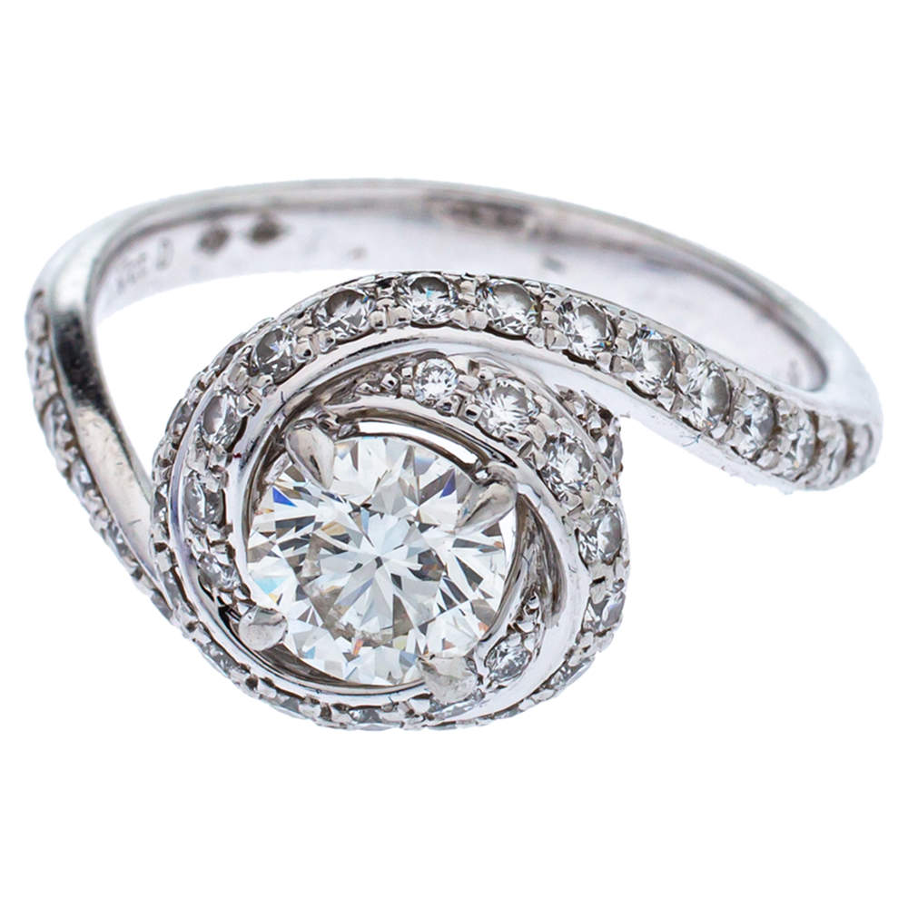 cartier trinity ruban diamond ring