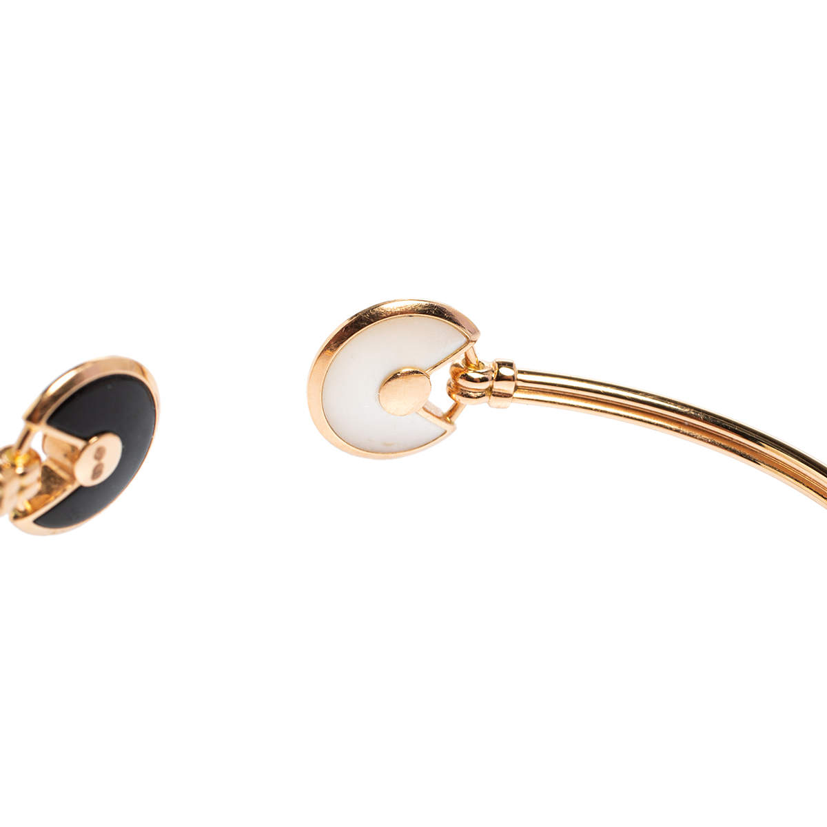 Cartier Amulette Bracelet Onyx 18K Rose Gold For Women : r/Jewelry_USA