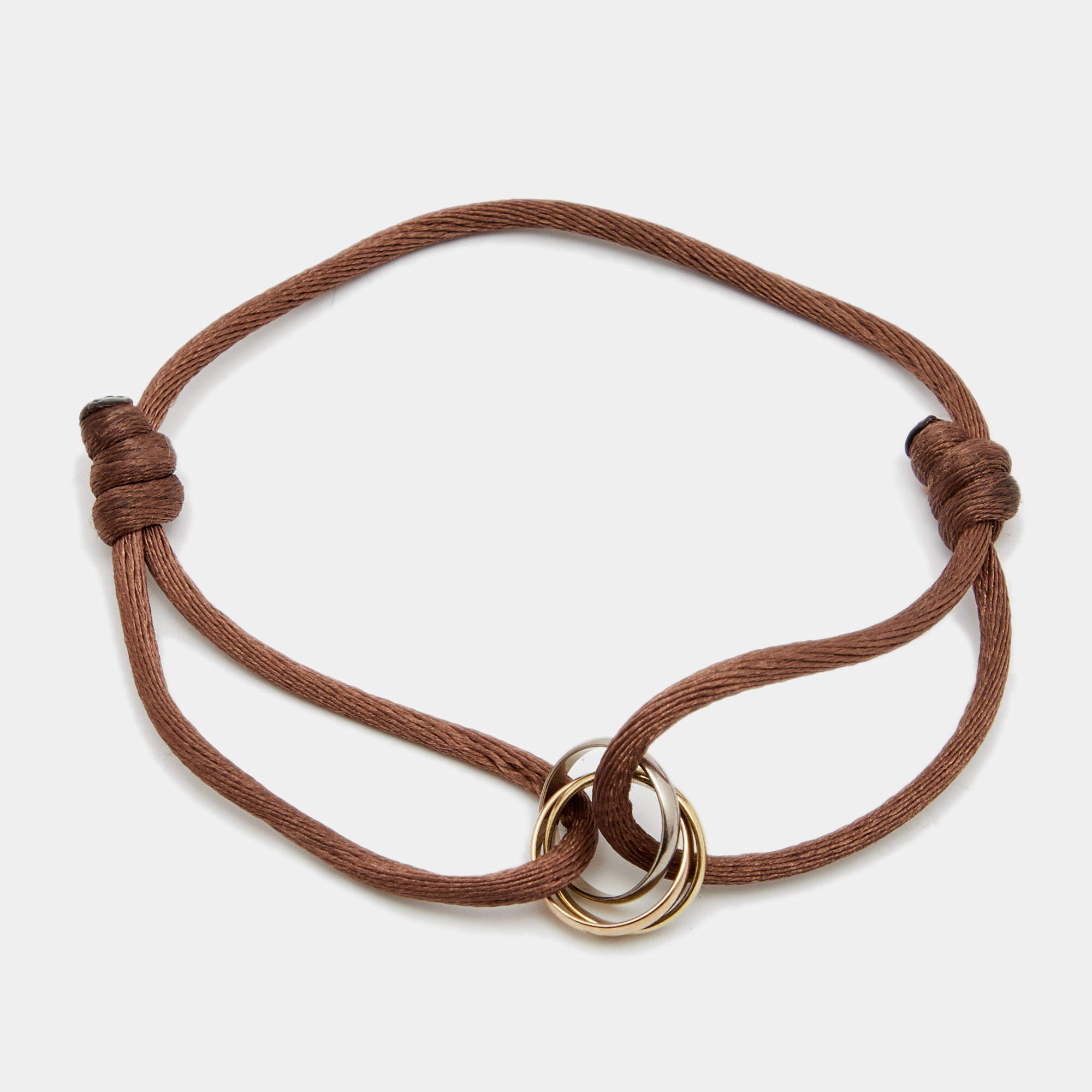 Pre Owned سوار كارتييه ترينيتي ذهب ثلاثي اللون عيار 18 وحبل بني قابل للضبط 