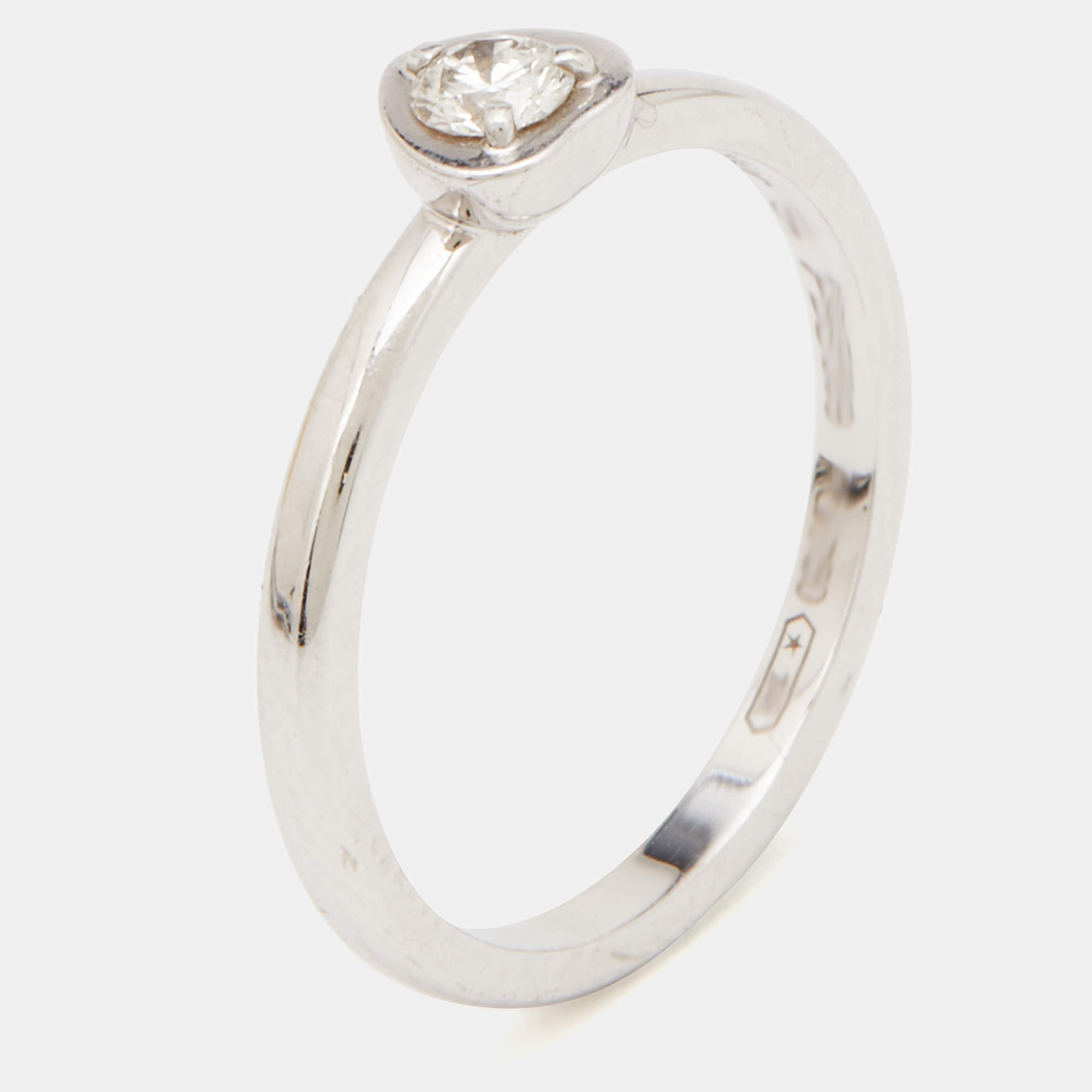 Pre Owned Cartier Diamant Legers Diamond Heart 18k White Gold Ring Size 54