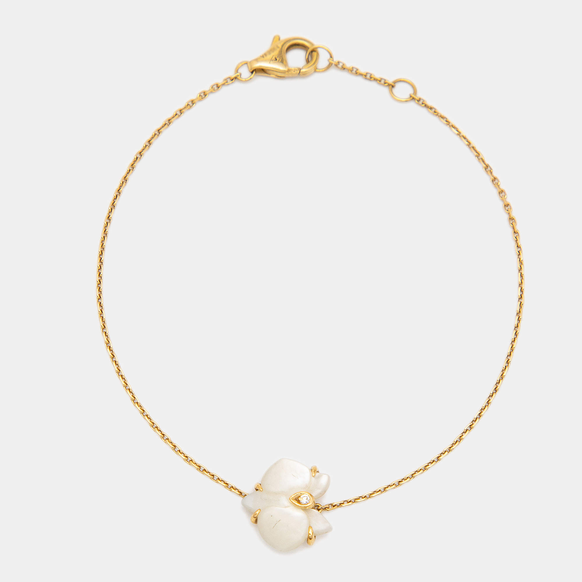 Pre Owned Cartier Caresse d'Orchidées Par Cartier Mother of Pearl Diamond 18K Yellow Gold Bracelet