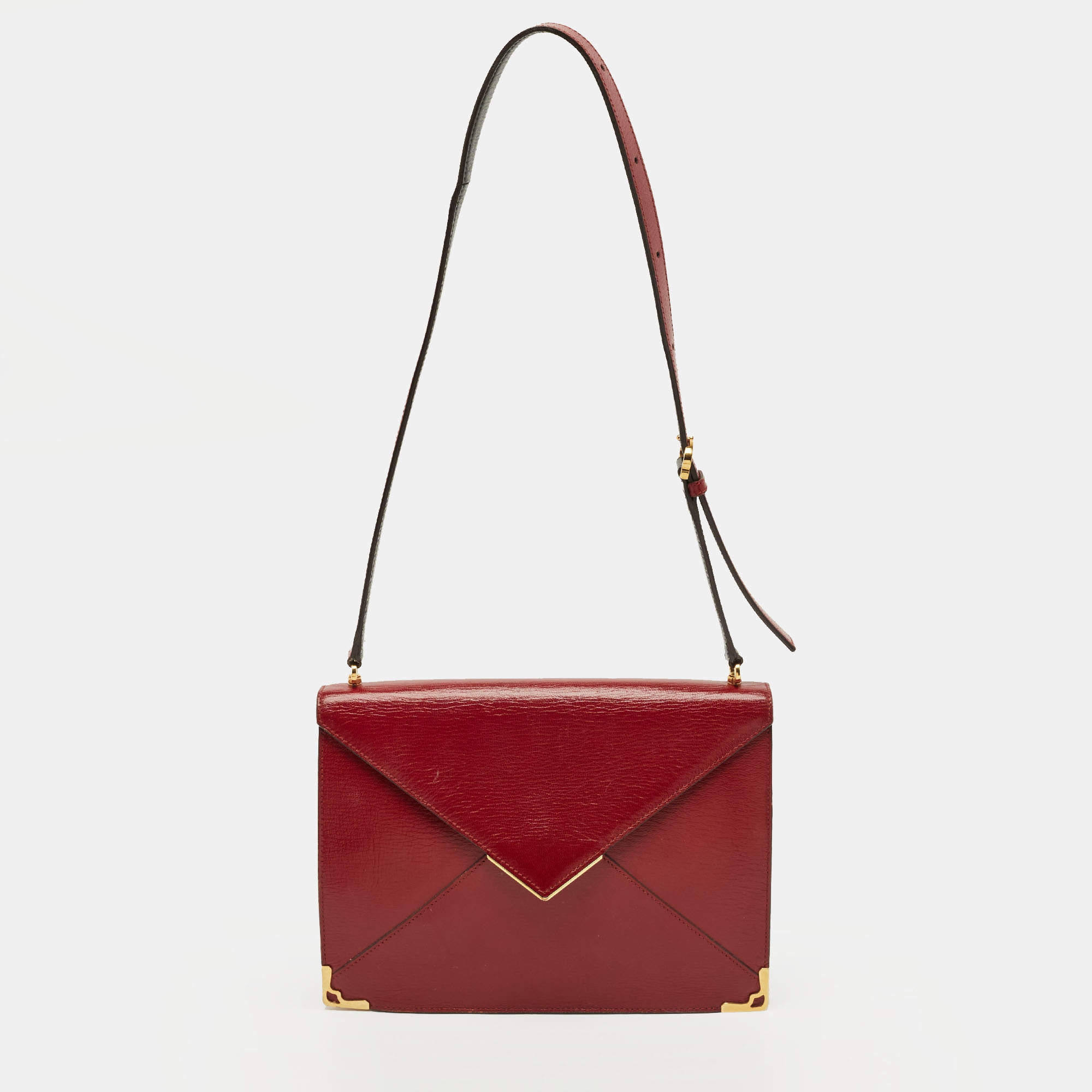 مملوكة مسبقًا حقيبة كتف كارتتييه ظرف جلد أحمر