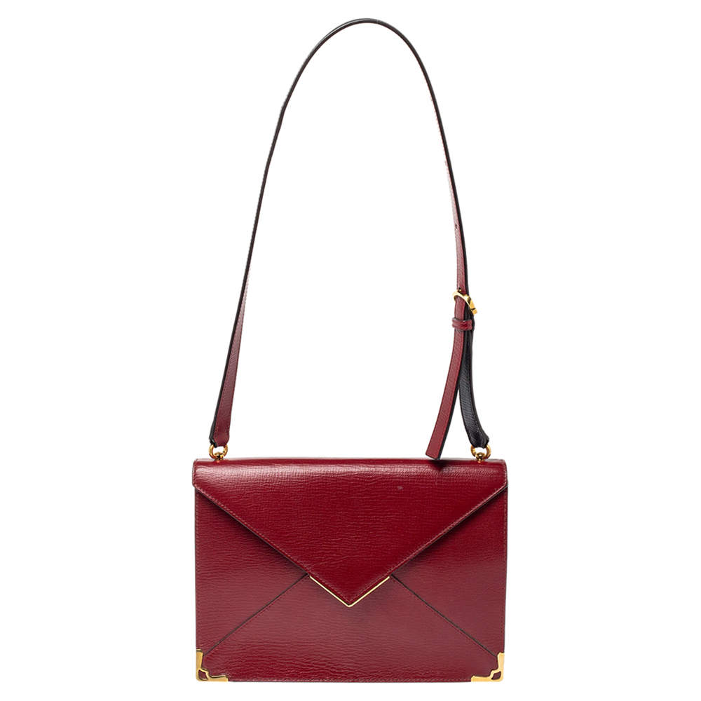 مملوكة مسبقًا Cartier Red Leather Envelope Shoulder Bag