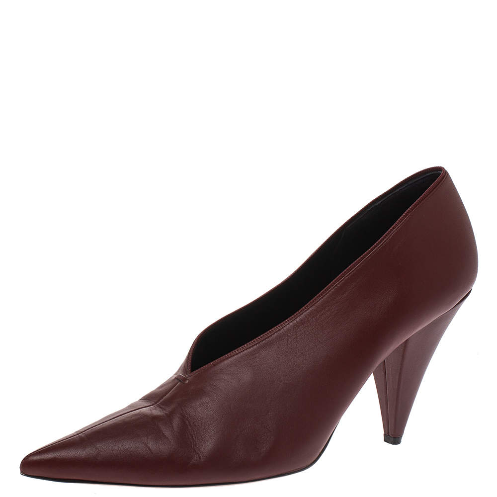 Pre Owned Celine Burgundy Leather V Neck Nappa Pumps Size 41