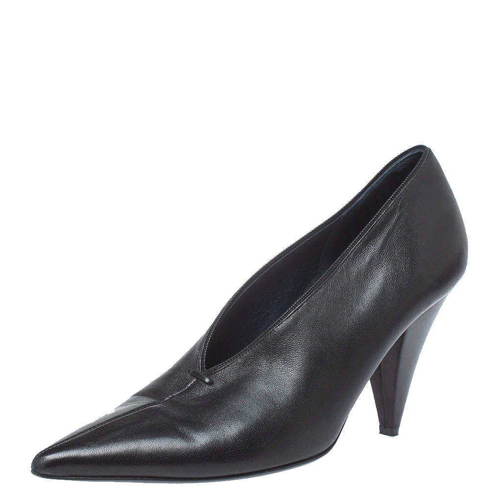 Pre Owned Celine Black Leather V Cut Pointed Toe Pumps Size 36.5