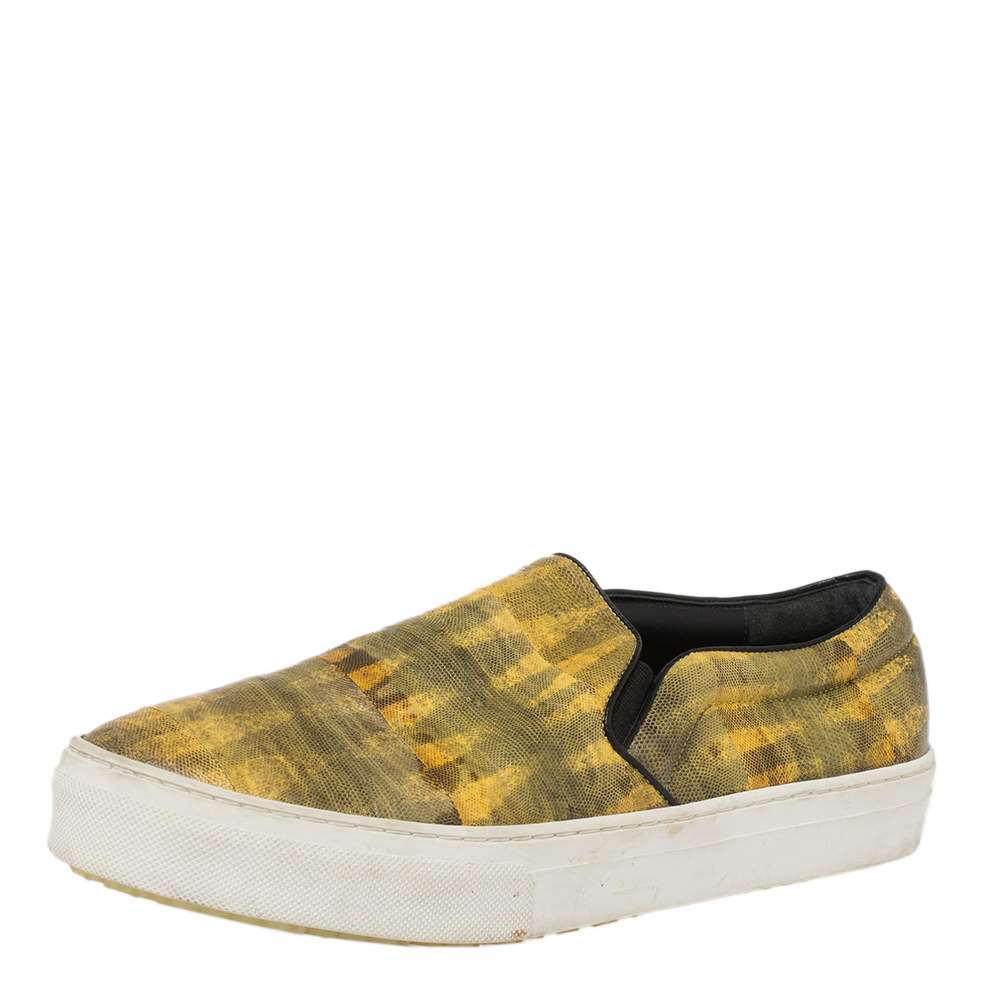 Pre Owned حذاء رياضي سيلين سليب أون جلد أصفر مقاس 40