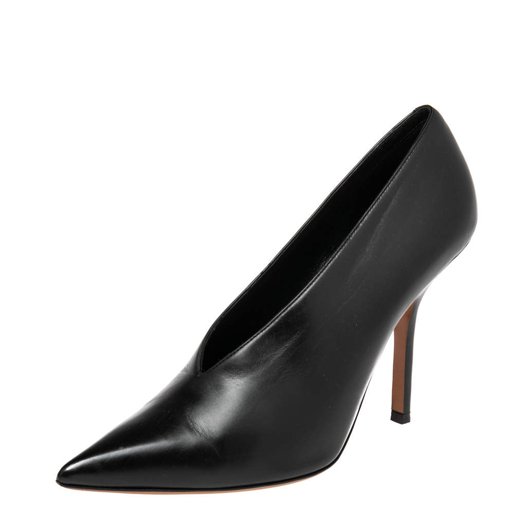 Pre Owned Celine Black Leather V Neck Pointed Toe Pumps Size 37