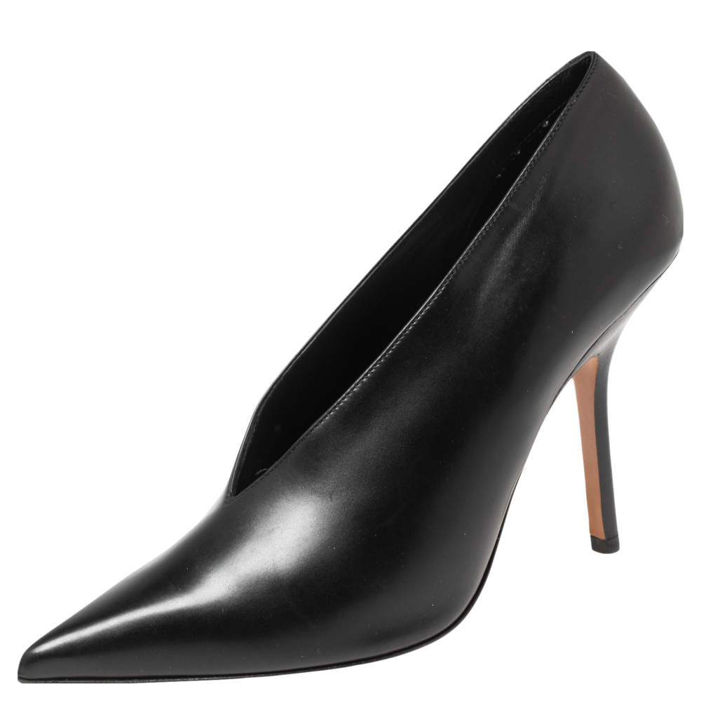 Pre Owned Celine Black Leather V Neck Pointed Toe Pumps Size 38