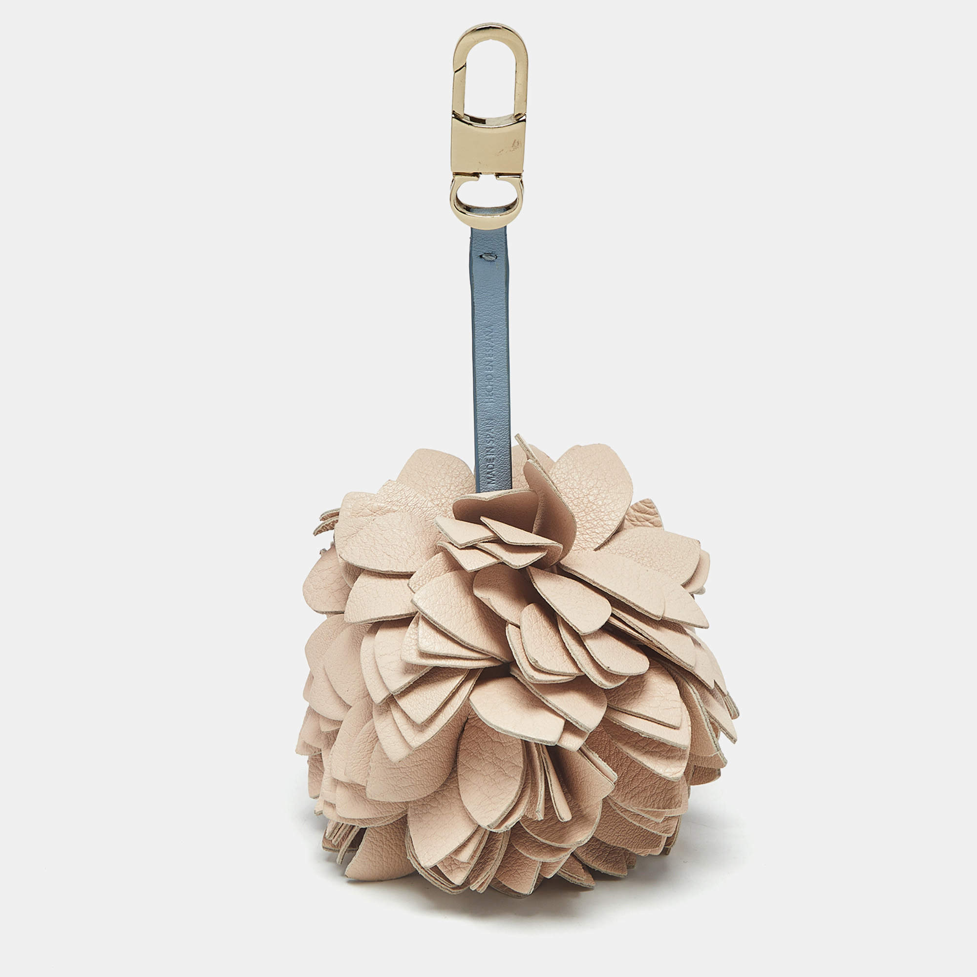 مملوكة مسبقًا CH Carolina Herrera Flower Applique Bag Charm Beige/Blue Leather