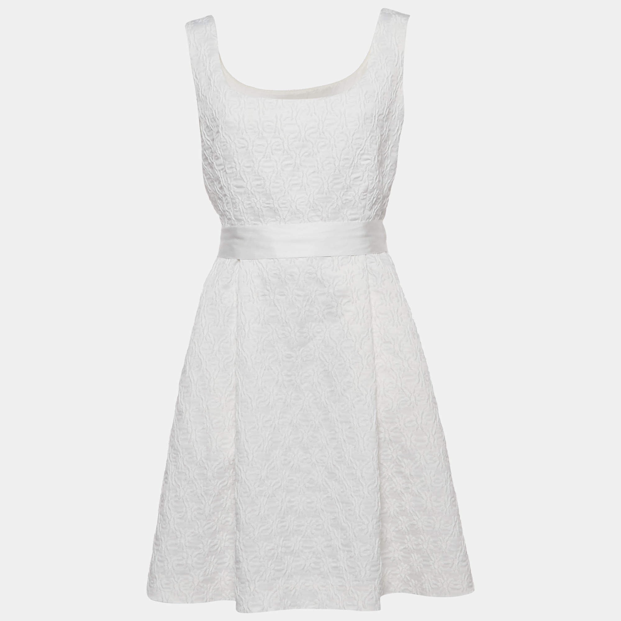 Pre Owned فستان سي أتش كارولينا هيريرا أبيض منقوش جاكارد بلا أكمام قصير كبير