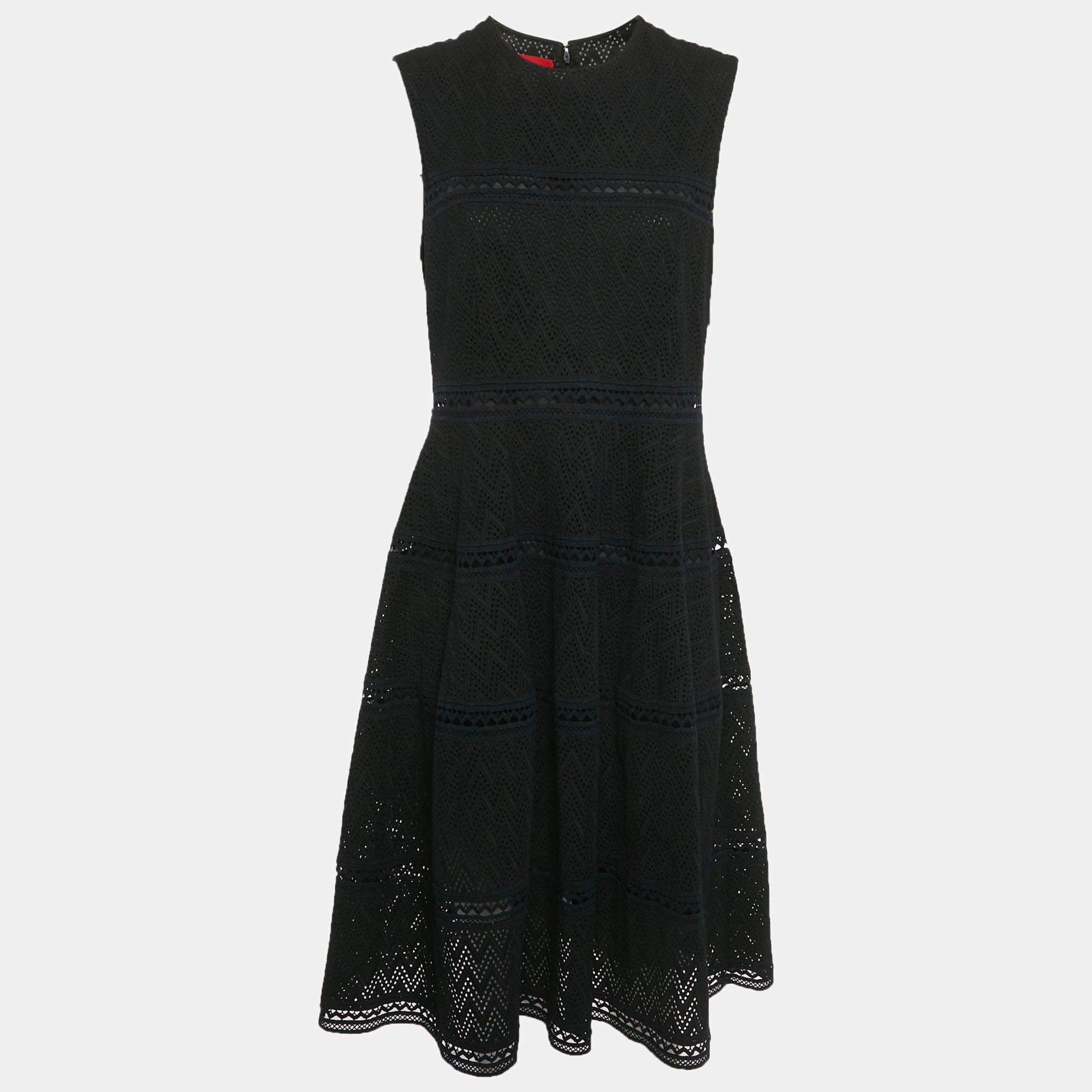 مملوكة مسبقًا CH Carolina Herrera Black Cutwork Cotton Sleeveless Midi Dress L
