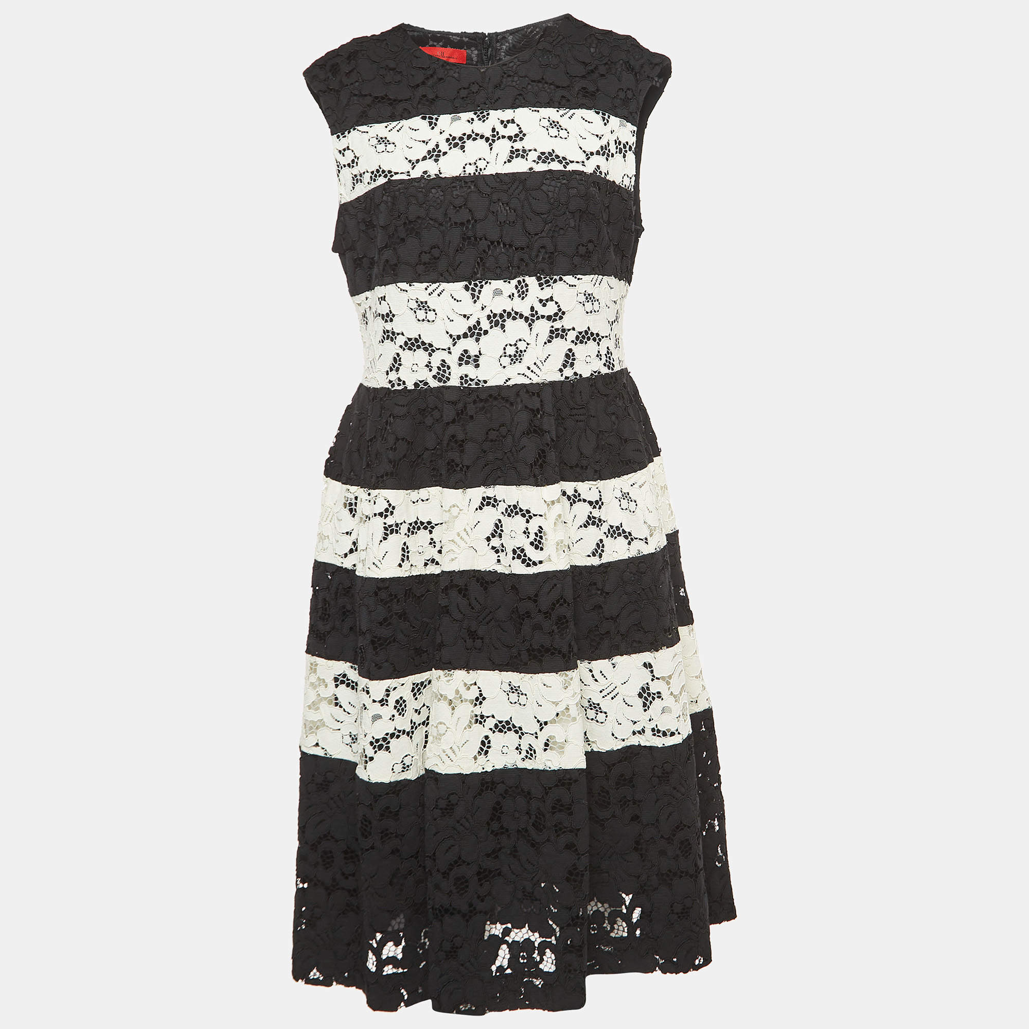 Carolina herrera black and hotsell white dress