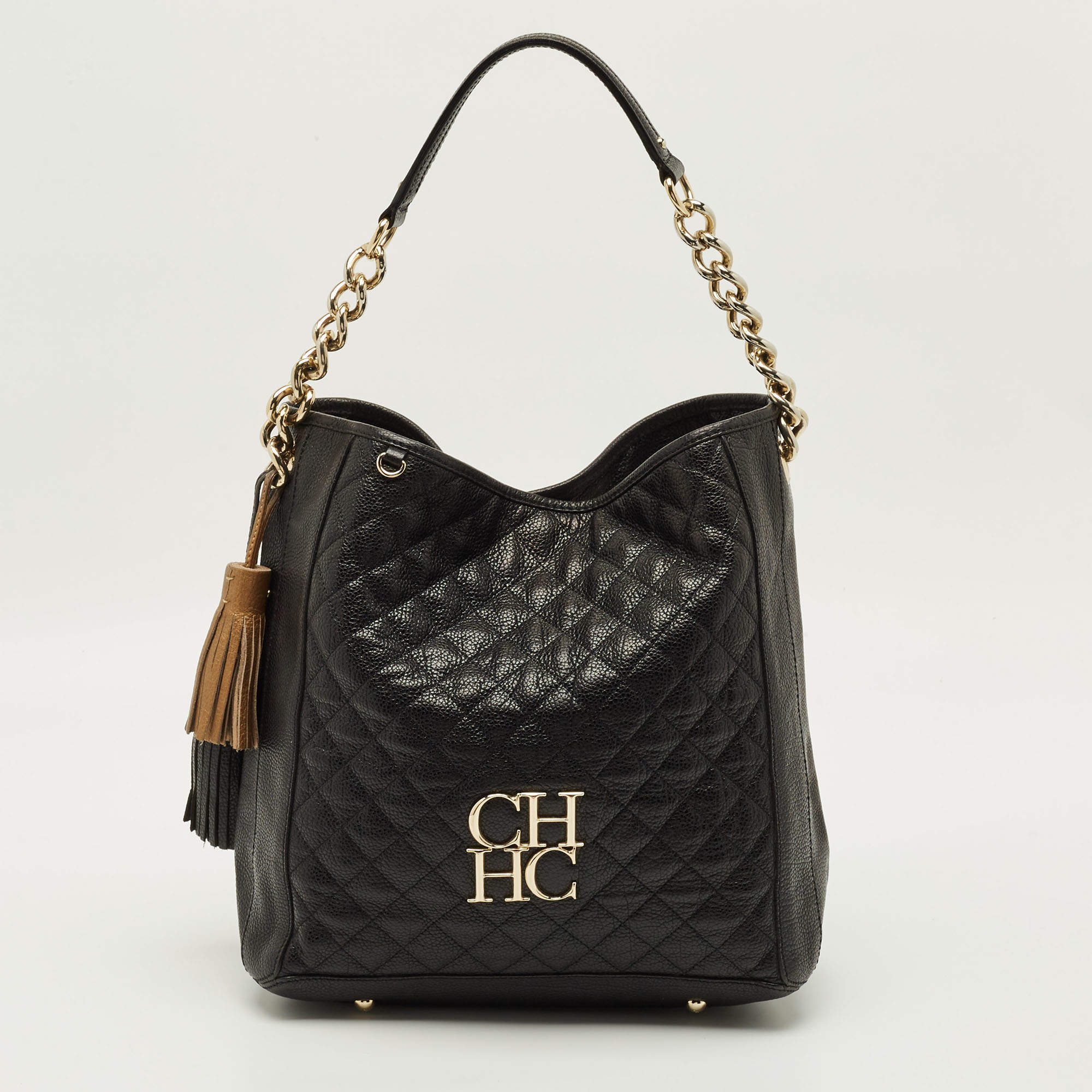 مملوكة مسبقًا CH Carolina Herrera Tassel Black Quilted Leather Hobo
