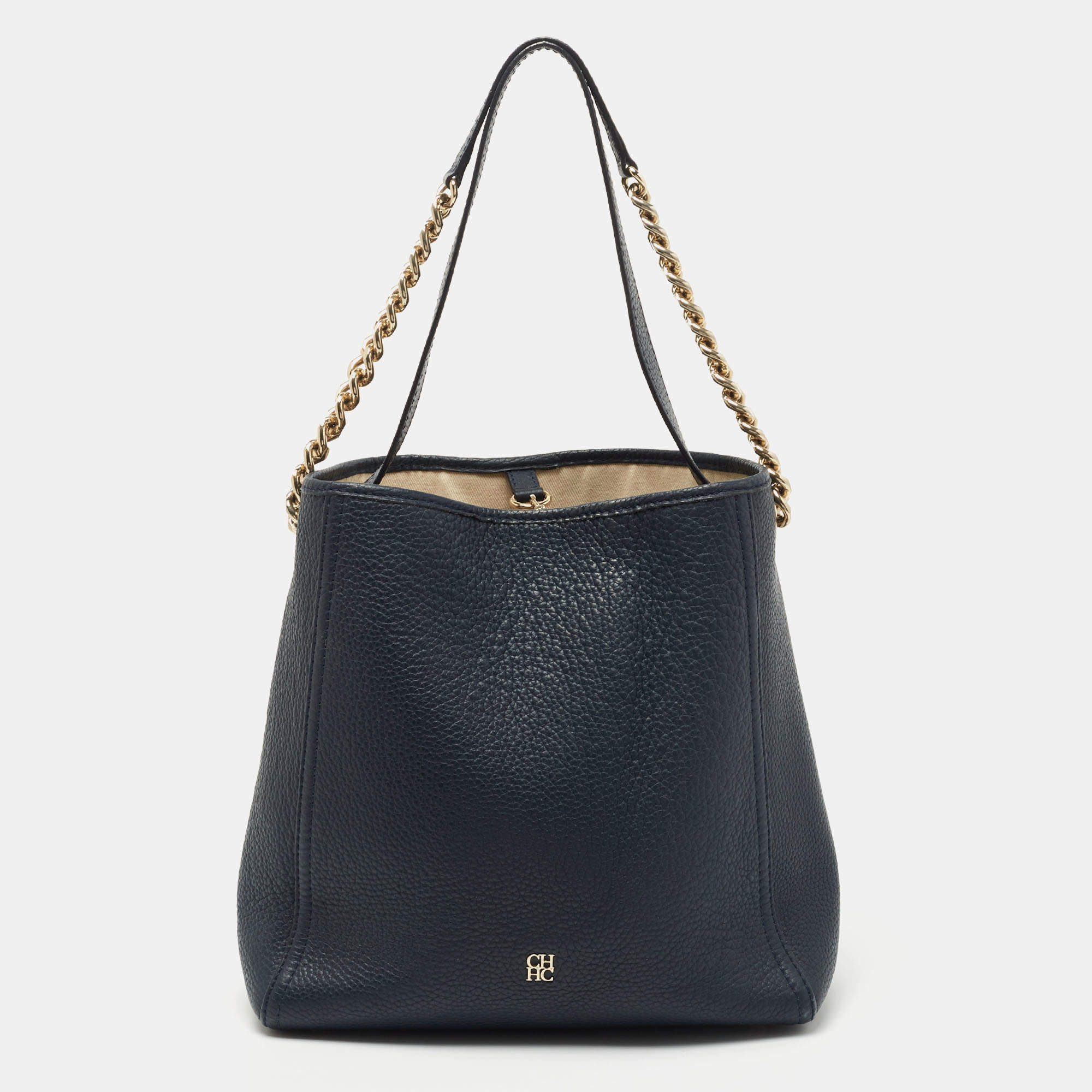 مملوكة مسبقًا CH Carolina Herrera Navy Blue Grained Leather Chain Shoulder Bag