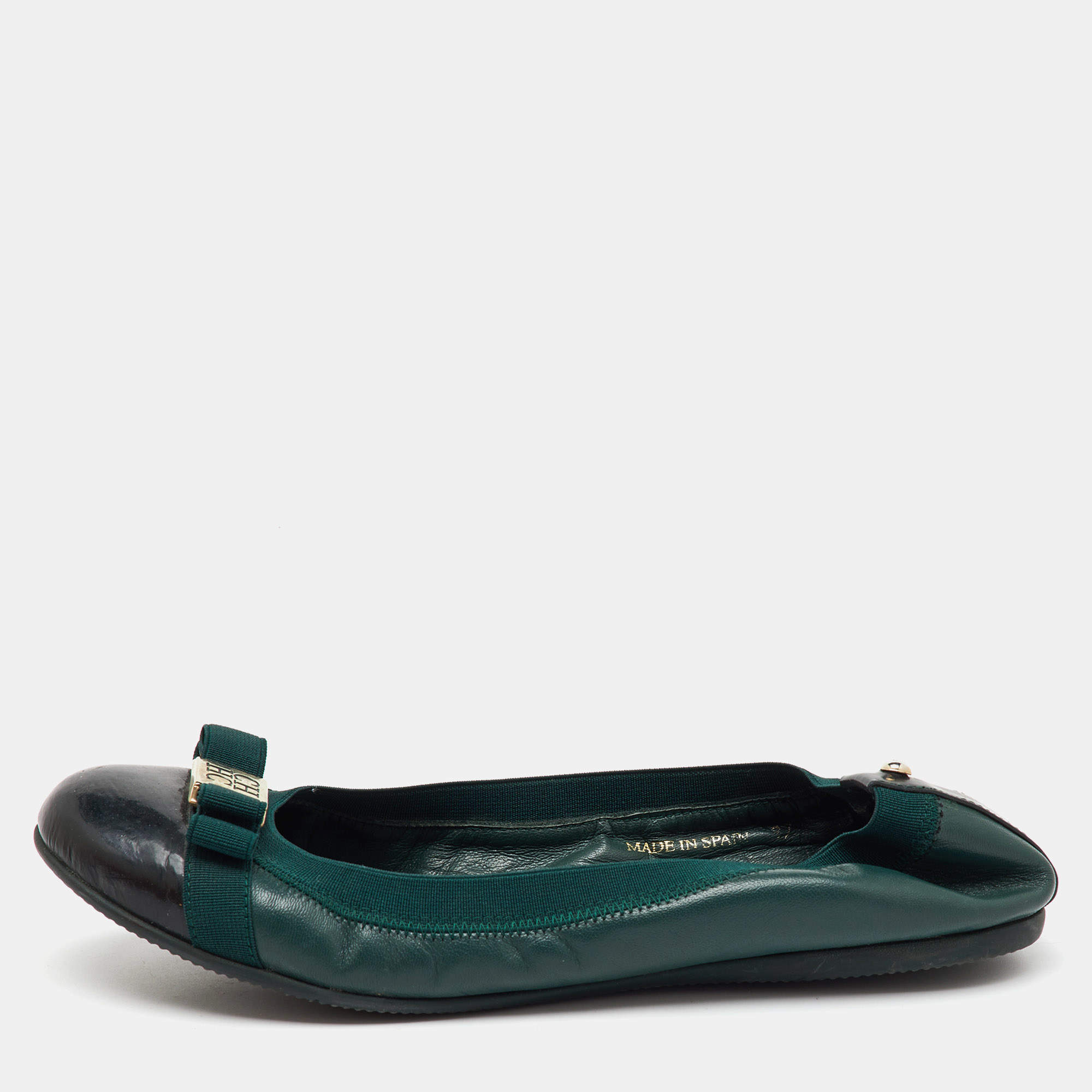 CH Carolina Herrera Green/Black Patent and Leather Bow Ballet Flats Size 37