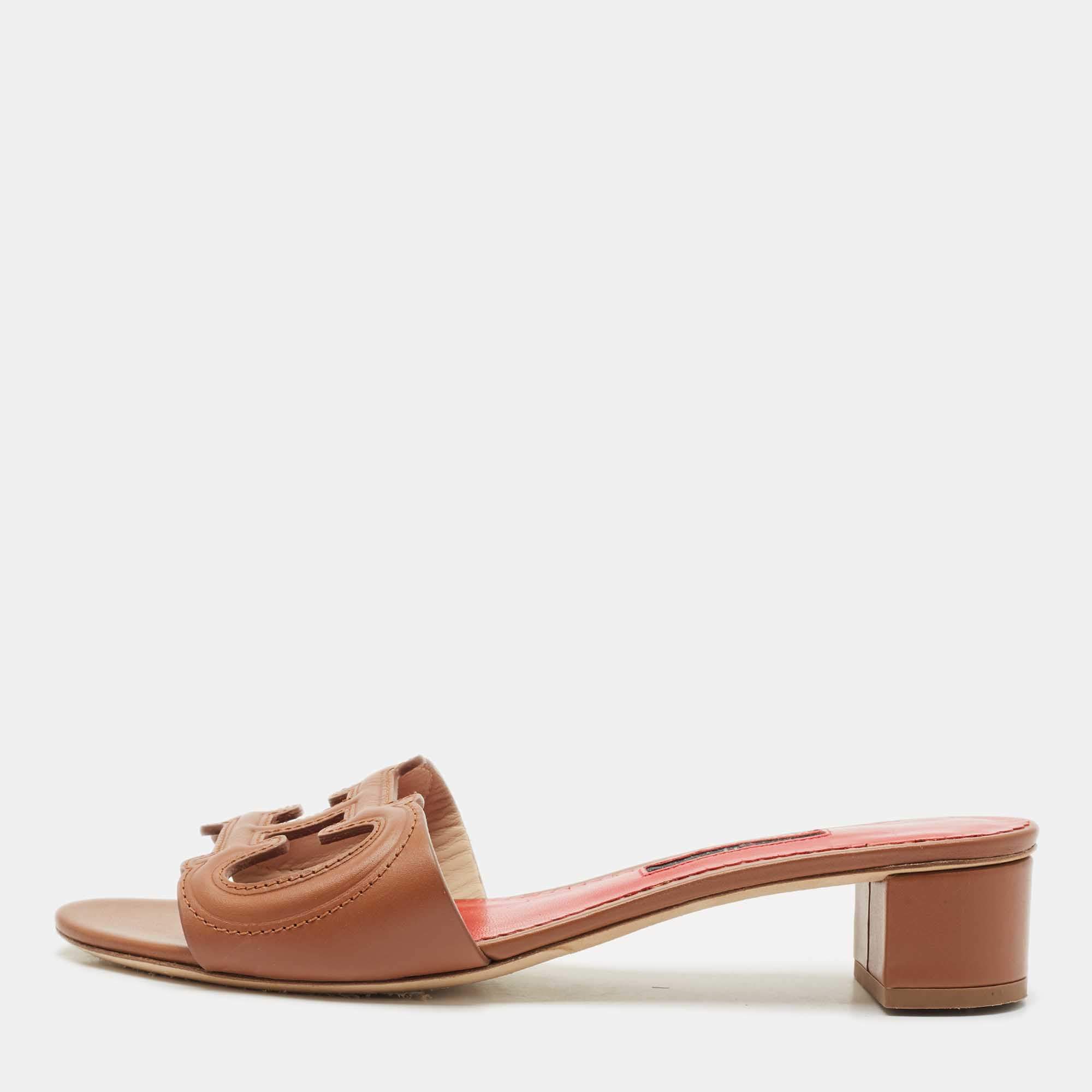 Pre Owned CH Carolina Herrera Brown Leather Initials Insignia Slide Sandals Size 39