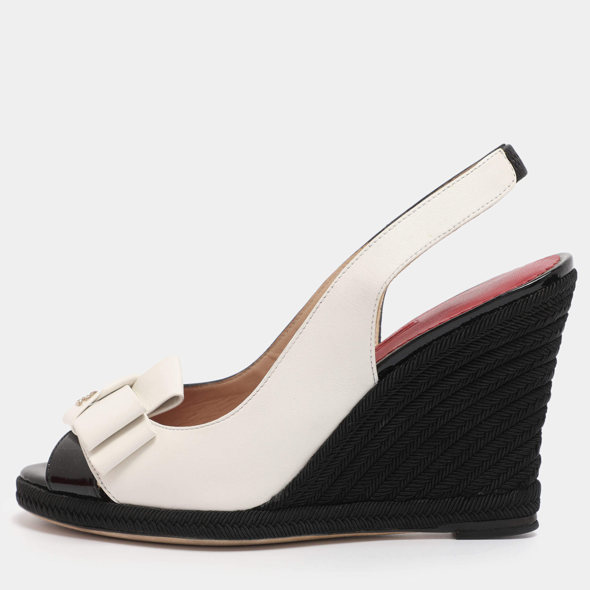 Pre Owned CH Carolina Herrera Black/White Leather and Patent Leather Peep Toe Bow Espadrille Wedge Sandals Size 37