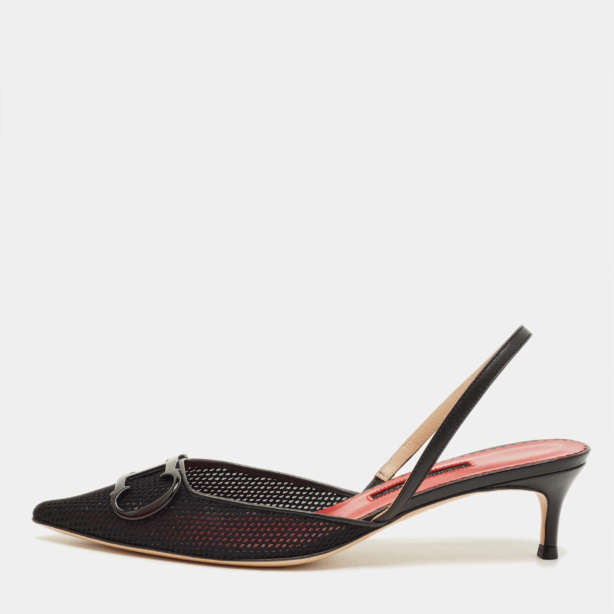 مملوكة مسبقًا CH Carolina Herrera Initials Insignia Size 37 Black Mesh and Leather Slingback Pumps